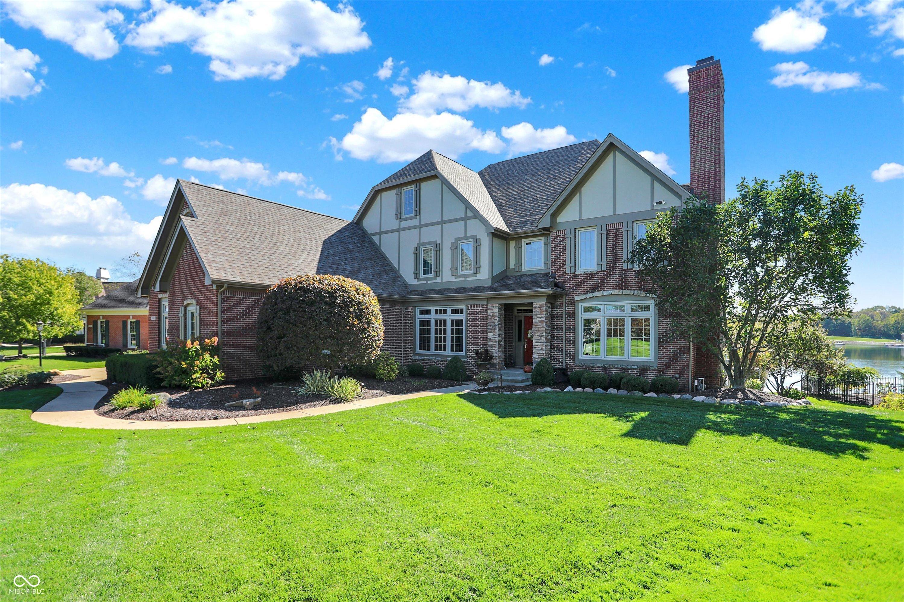 Photo one of 4843 Snowberry Bay Ct Carmel IN 46033 | MLS 22033309