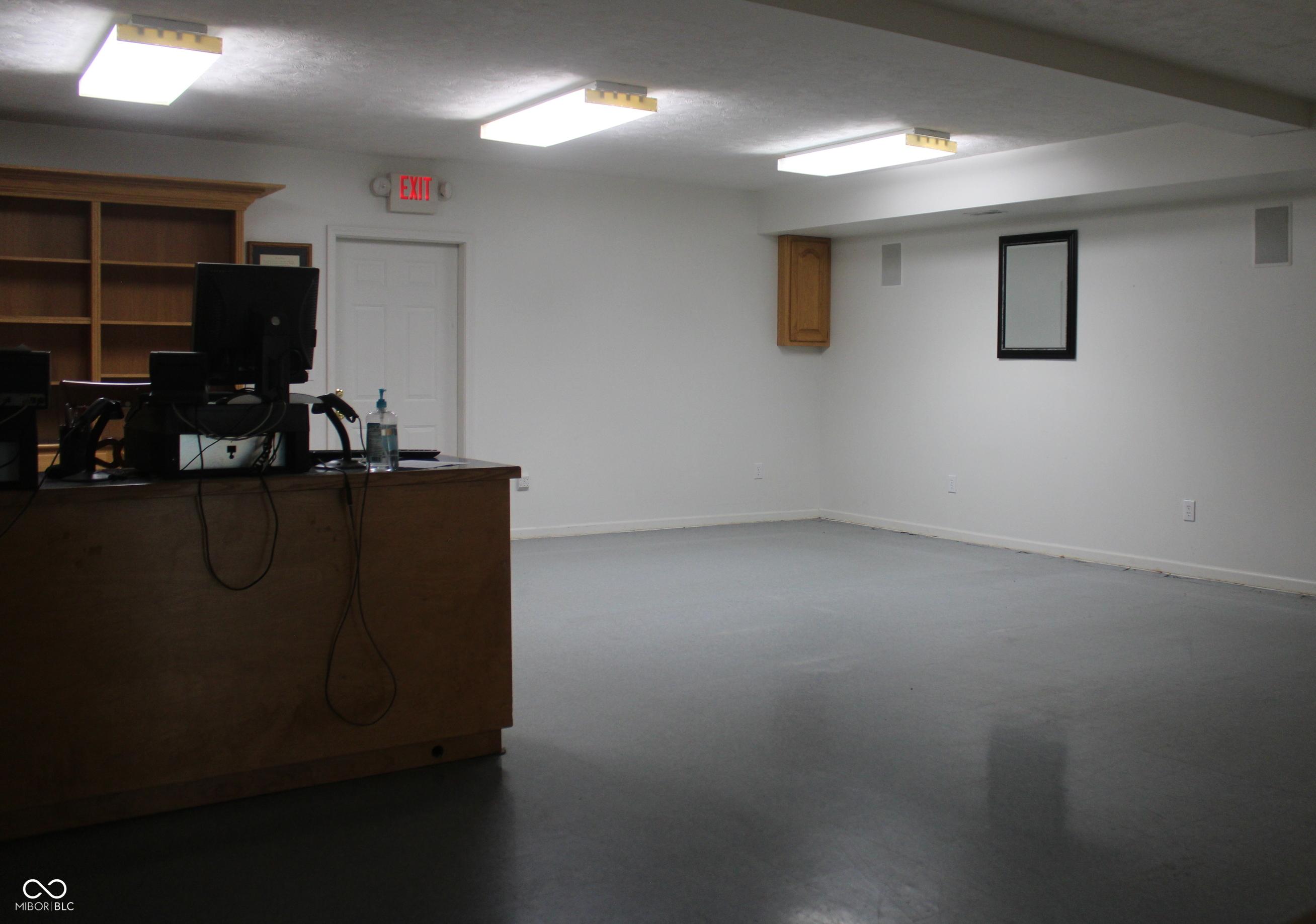 Photo #11