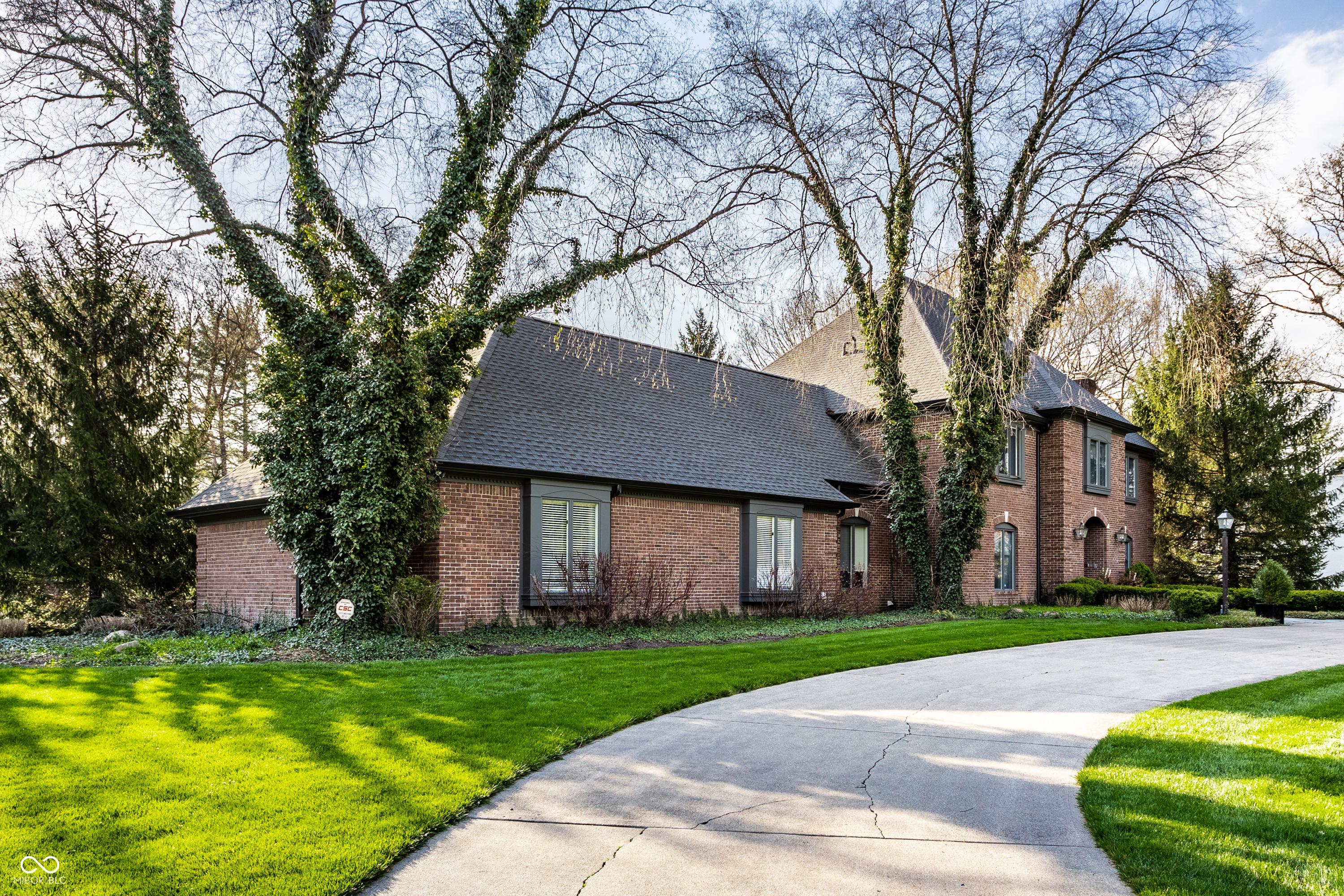 Photo one of 10605 Winterwood Carmel IN 46032 | MLS 22033559