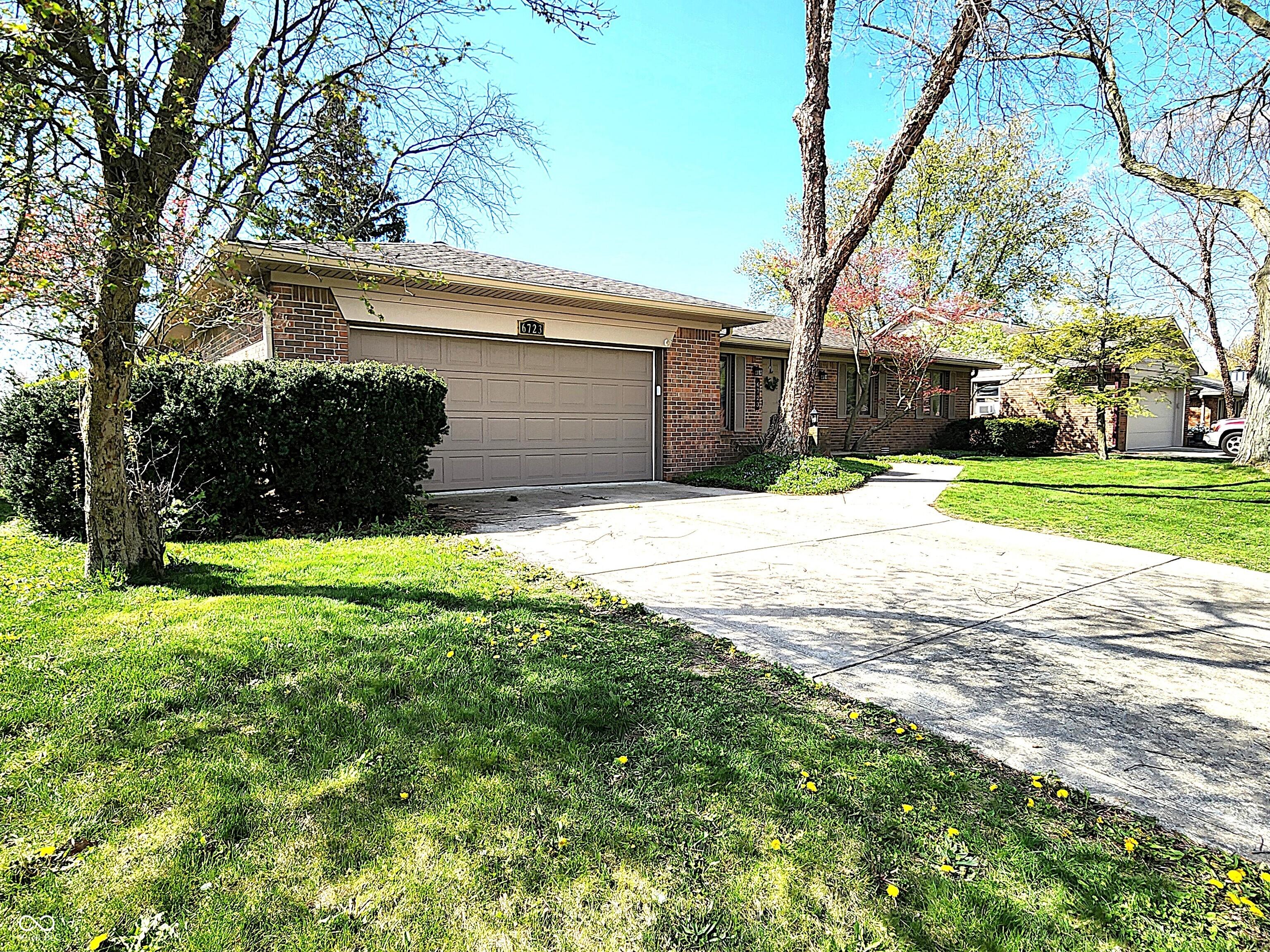 Photo one of 6723 Balmoral Rd Indianapolis IN 46241 | MLS 22033587