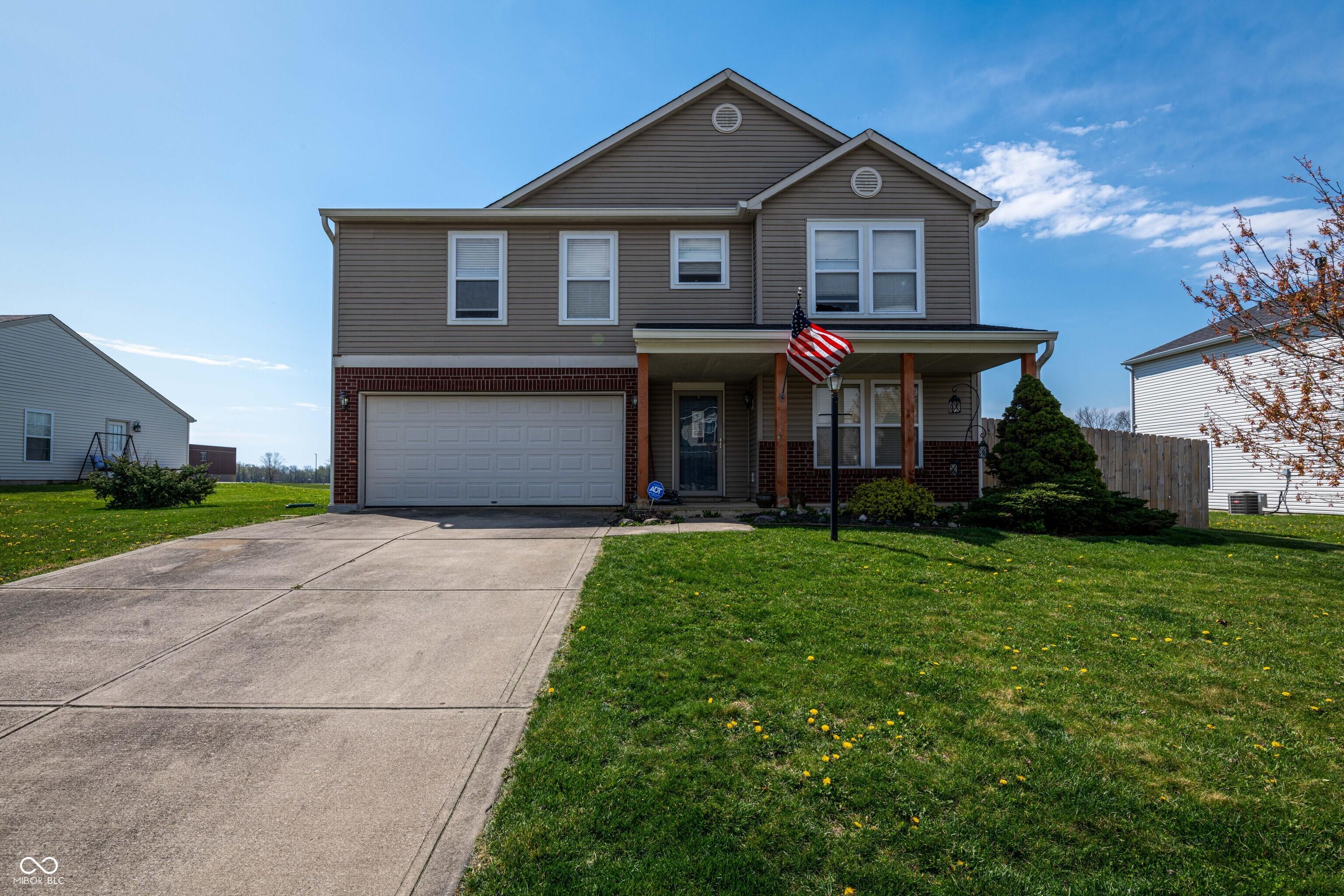 Photo one of 717 Driftwood Cir Danville IN 46122 | MLS 22033663
