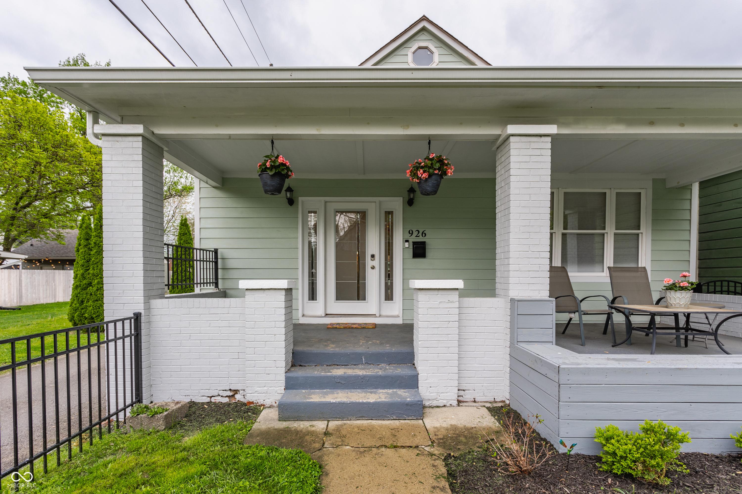 Photo one of 926 Olive St Indianapolis IN 46203 | MLS 22033816