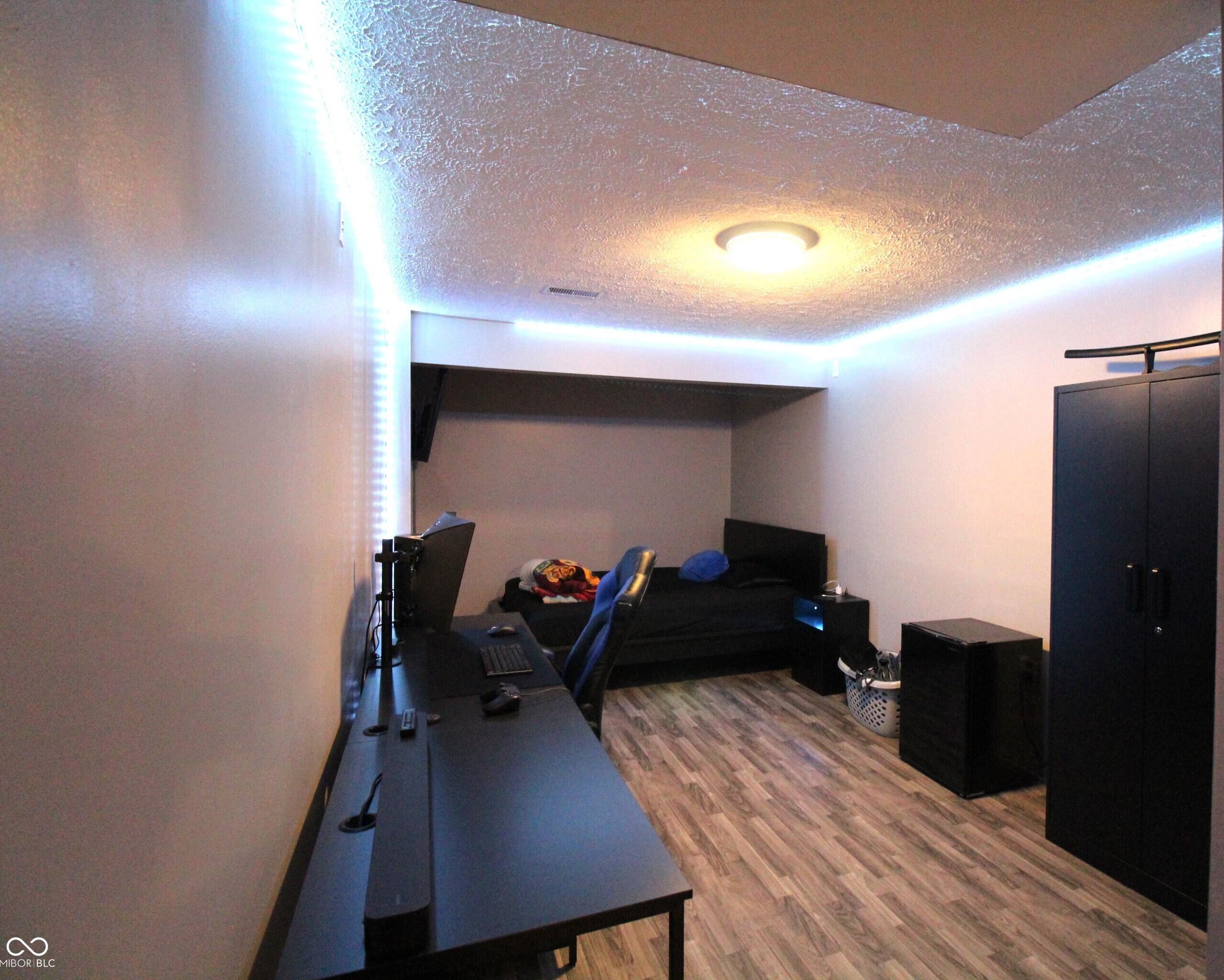 Photo #31