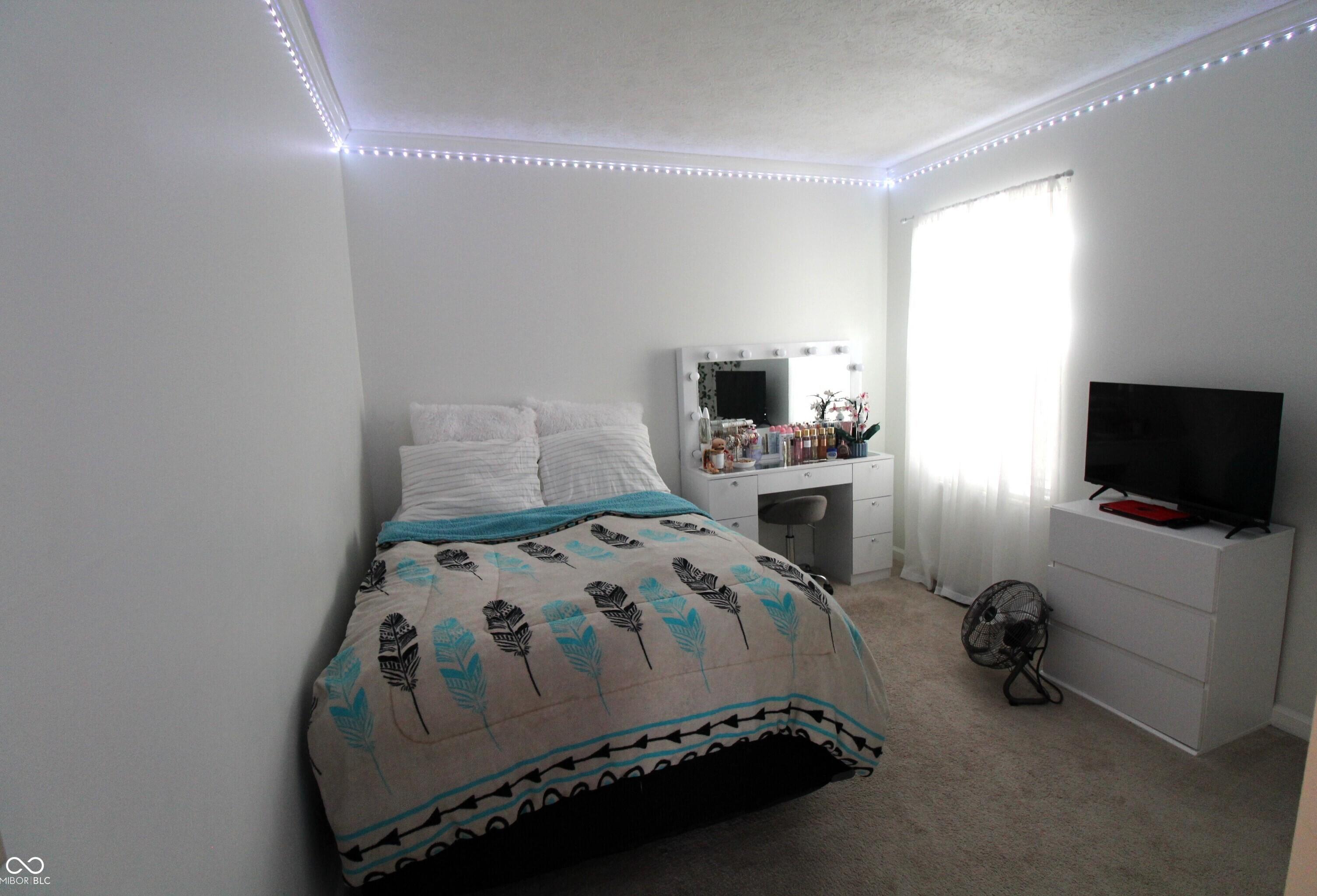 Photo #27