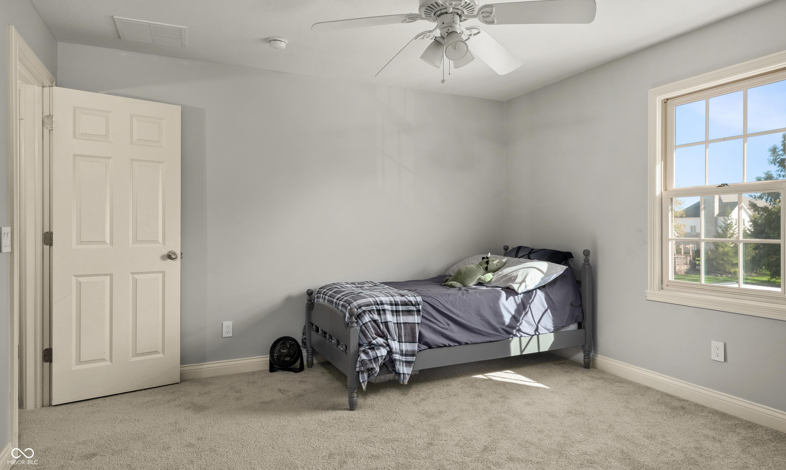 Photo #35