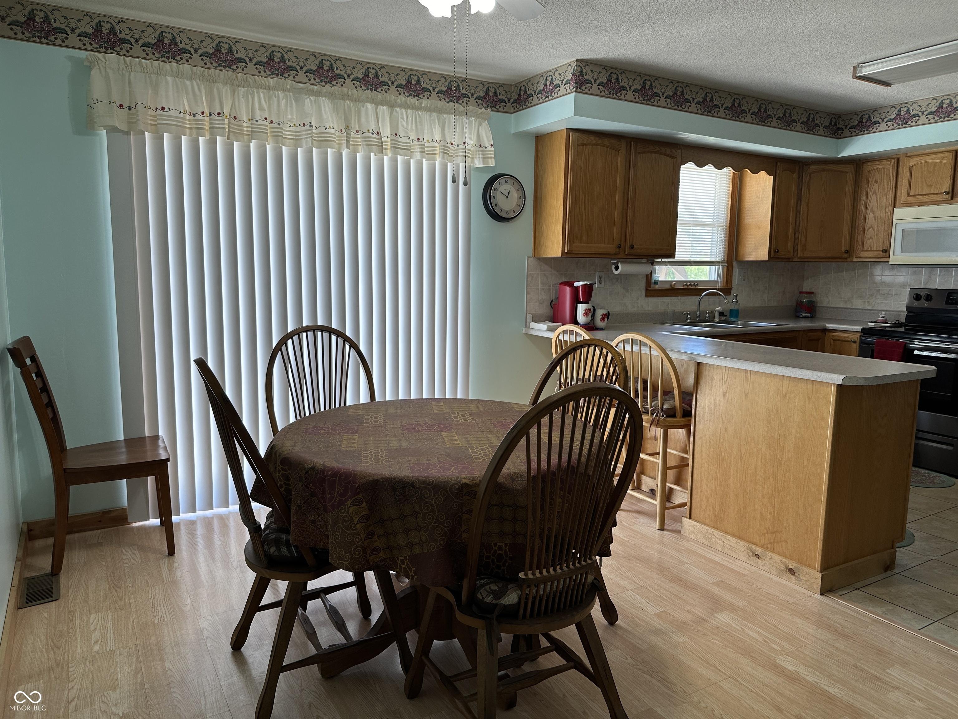 Photo #4
