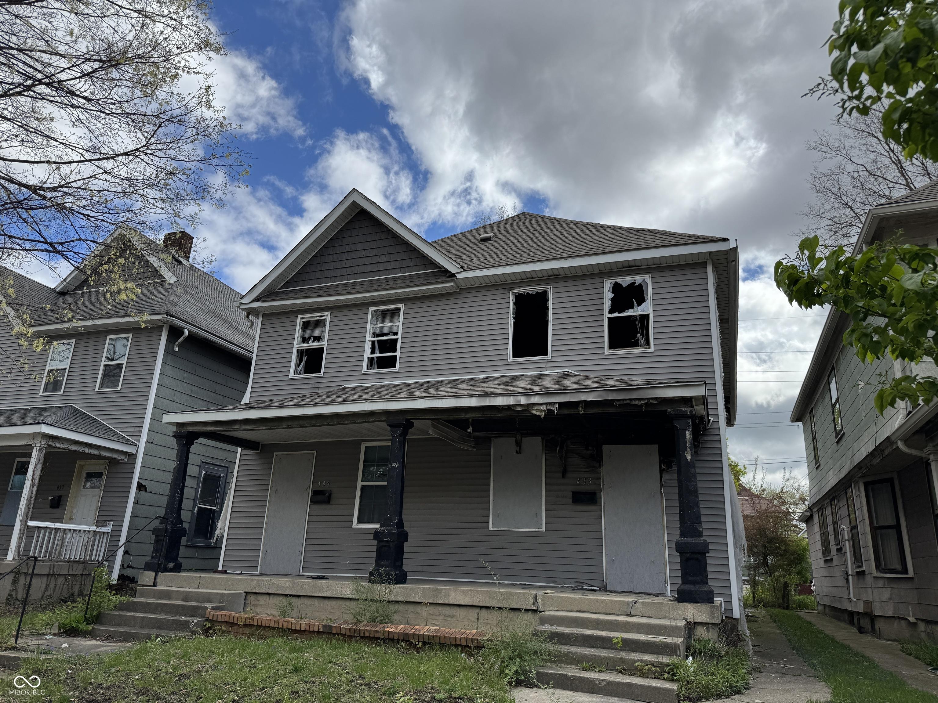 Photo one of 433 Jefferson Ave Indianapolis IN 46201 | MLS 22034331
