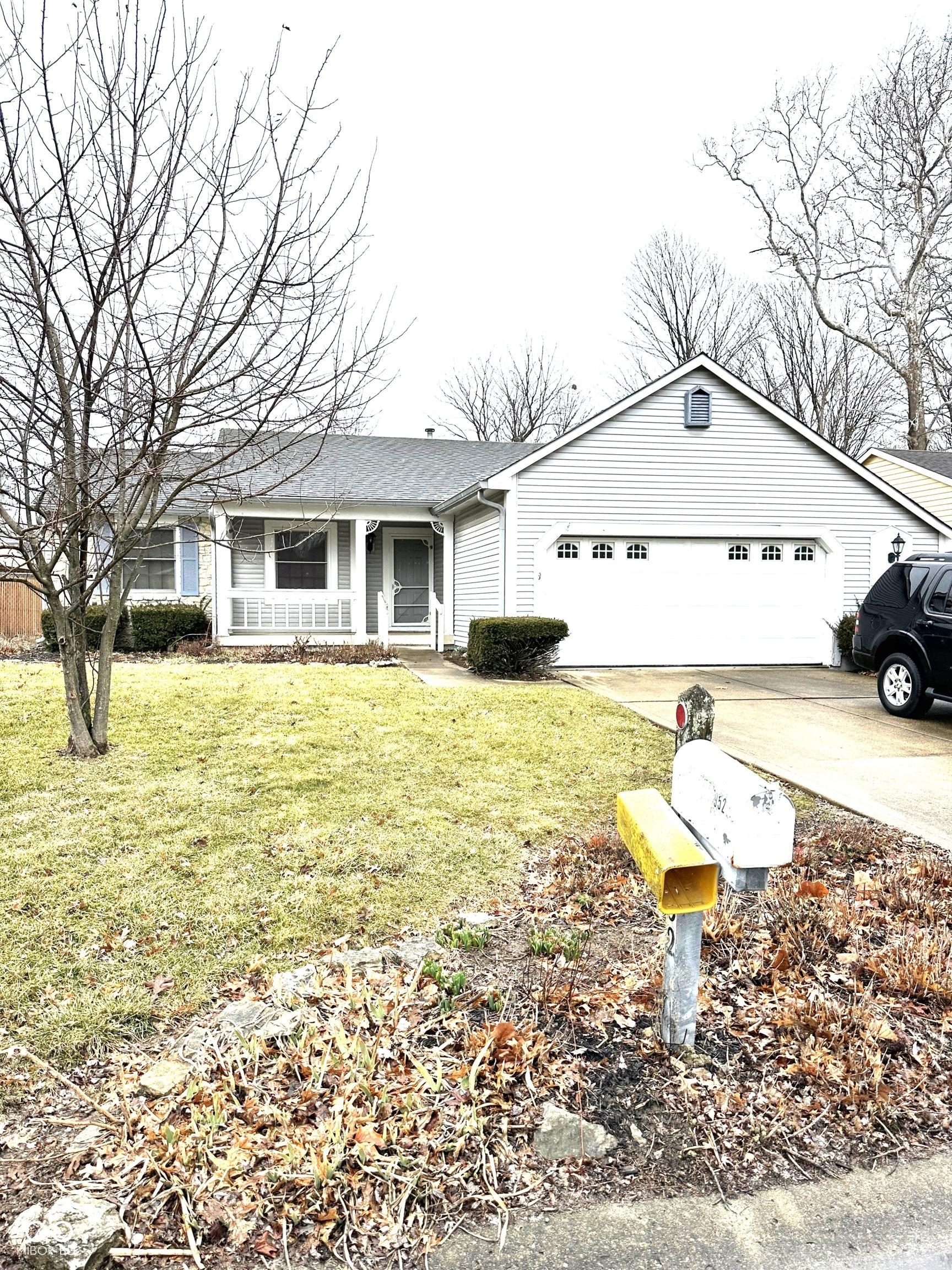 Photo one of 952 Delray Dr Indianapolis IN 46241 | MLS 22034482