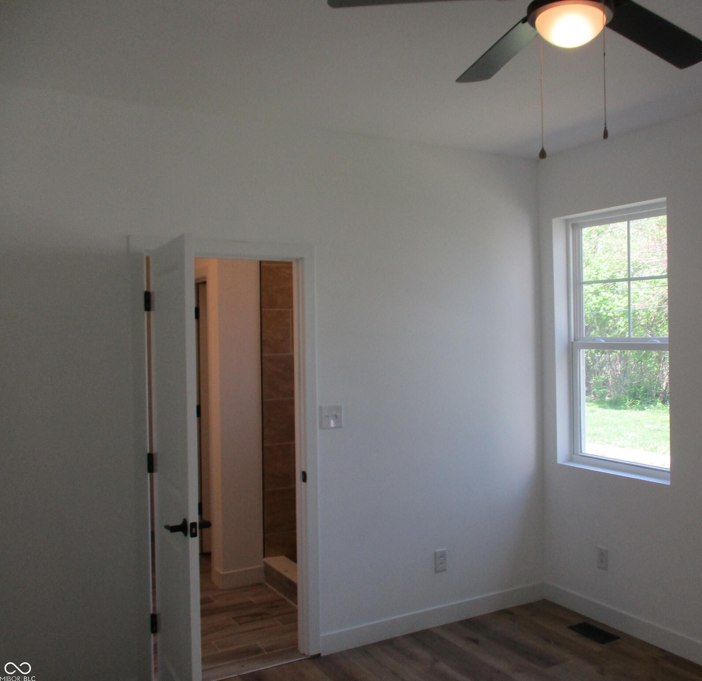 Photo #15