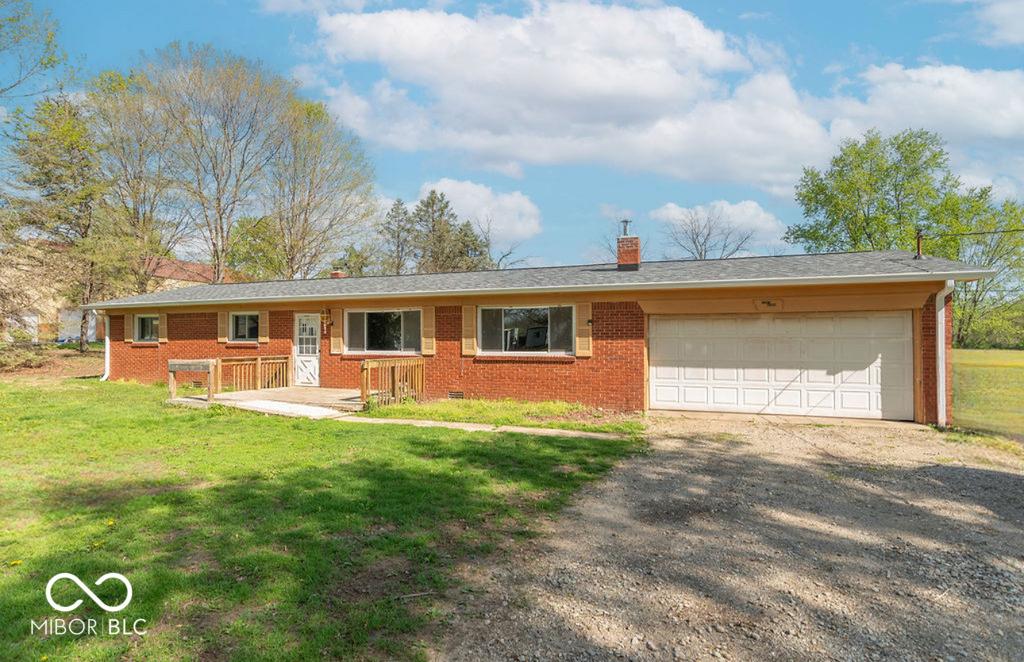 Photo one of 3362 E Sycamore Ln Mooresville IN 46158 | MLS 22034784