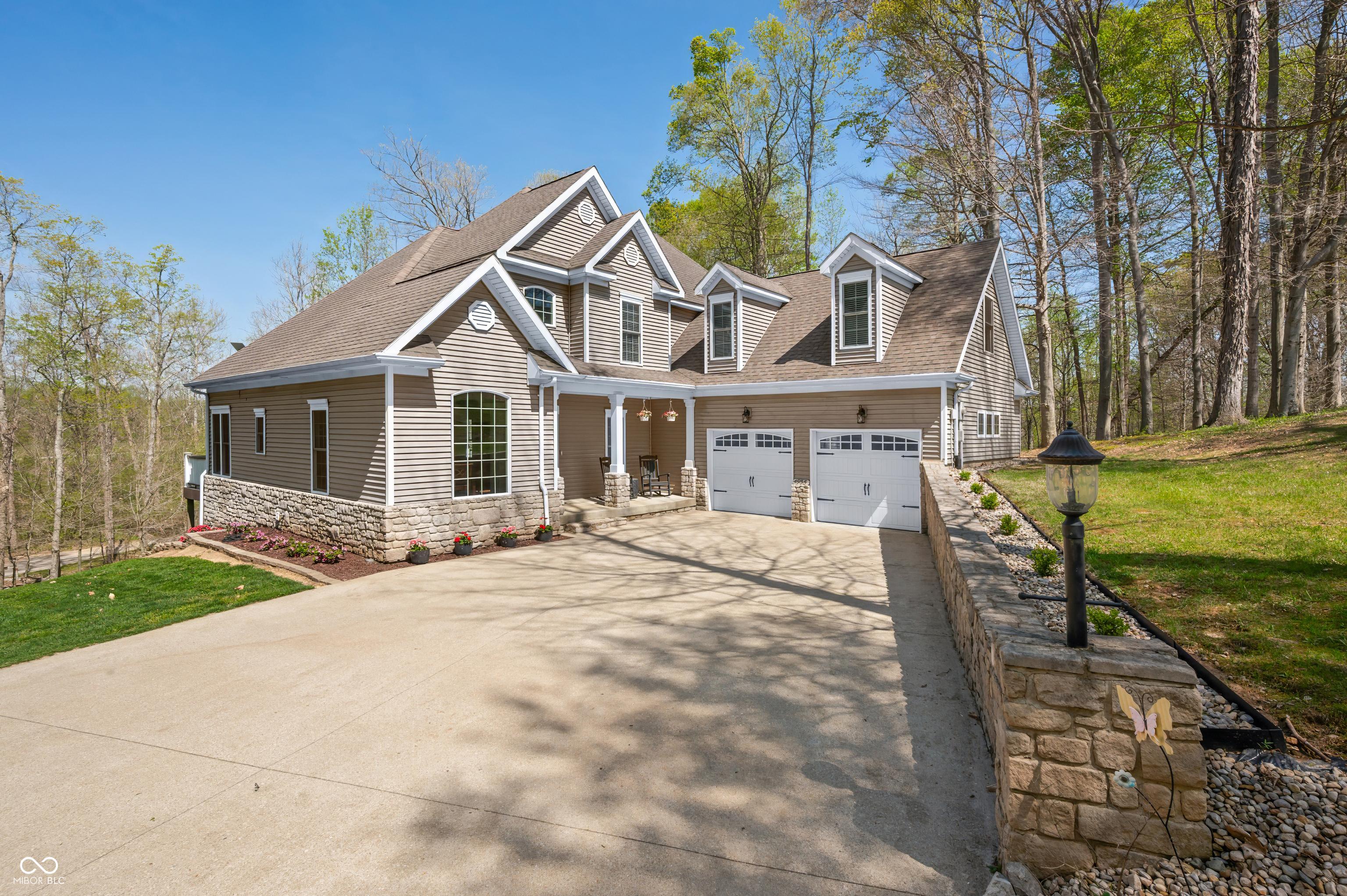 Photo one of 4955 N 500 W Columbus IN 47201 | MLS 22034739