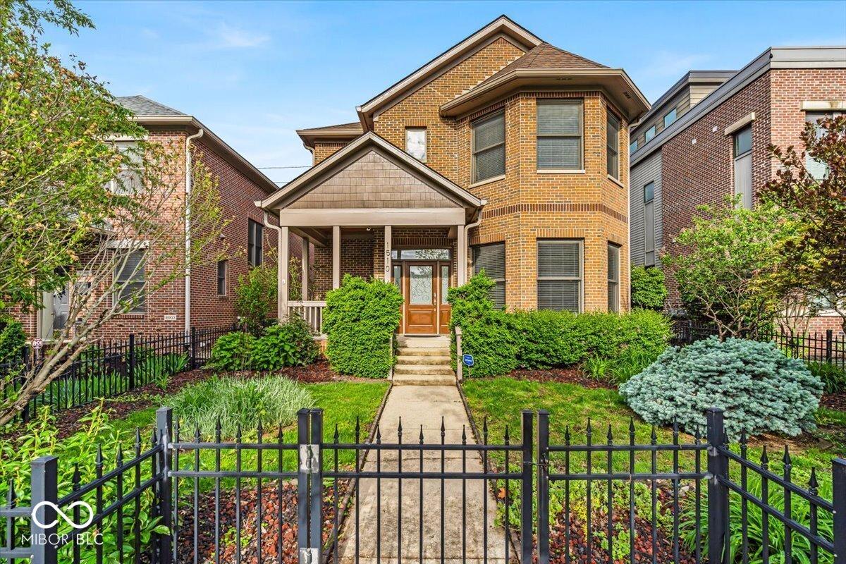 Photo one of 1510 Central Ave Indianapolis IN 46202 | MLS 22034800