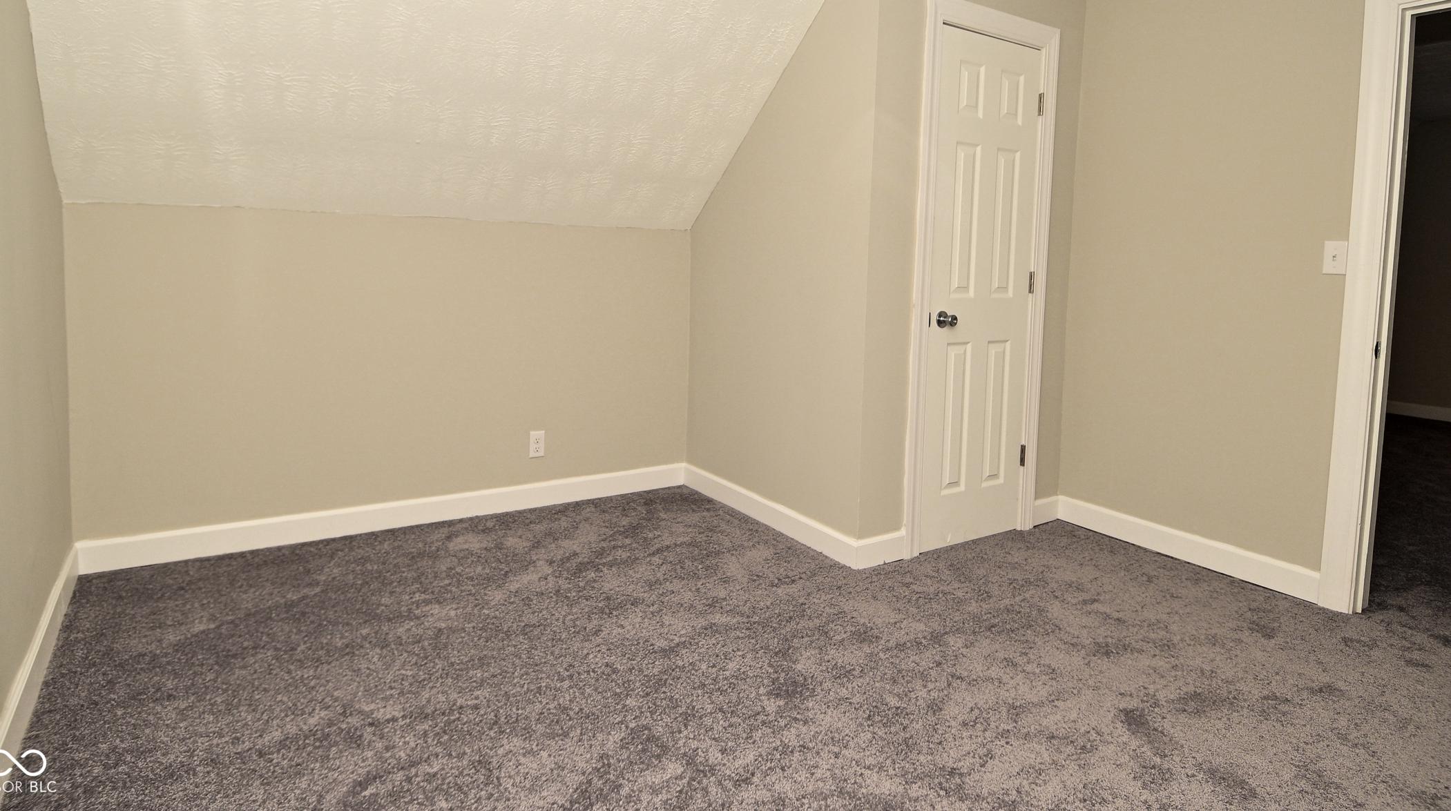 Photo #37