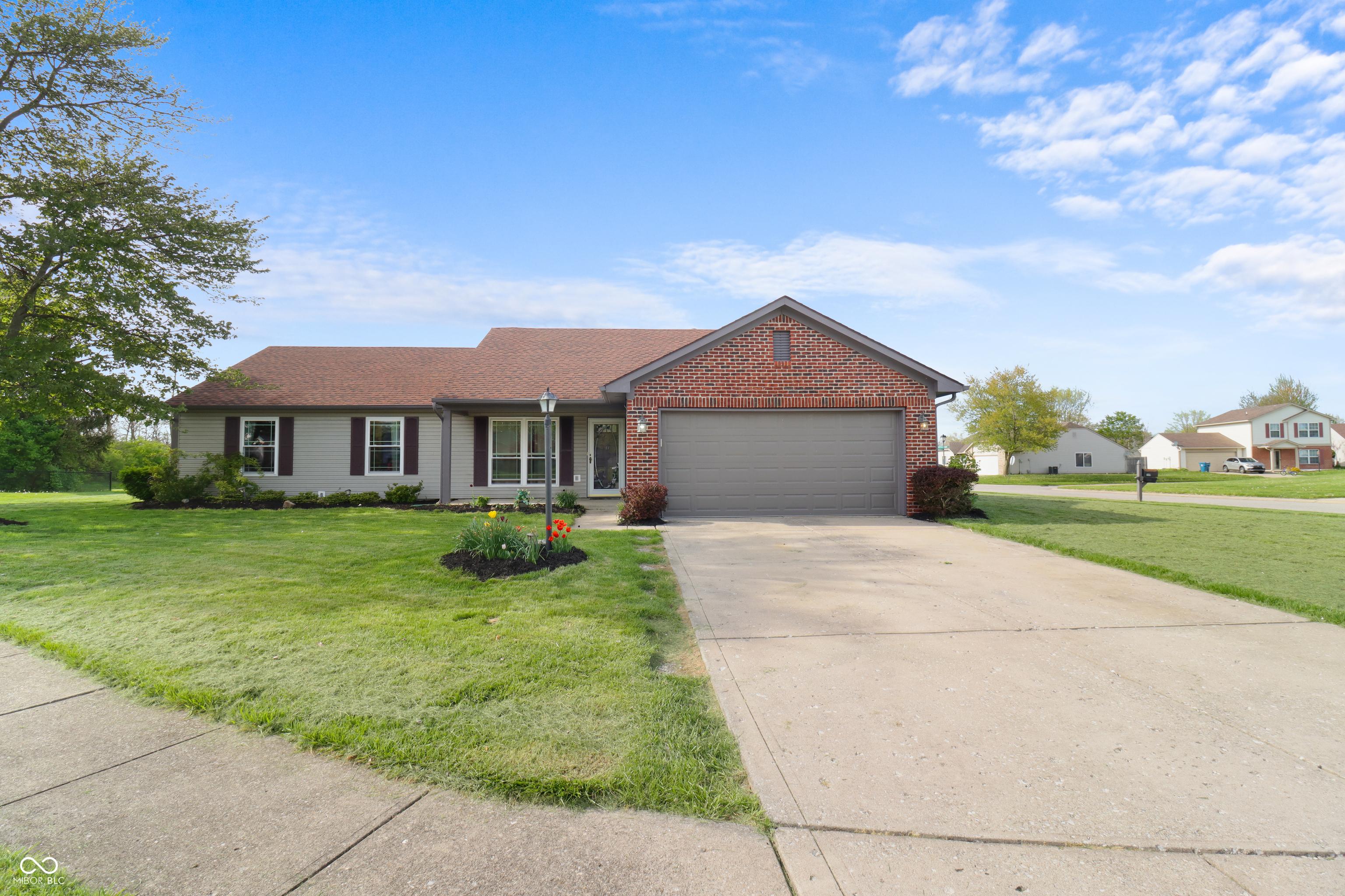 Photo one of 2102 Coldwater Cir Indianapolis IN 46239 | MLS 22034818
