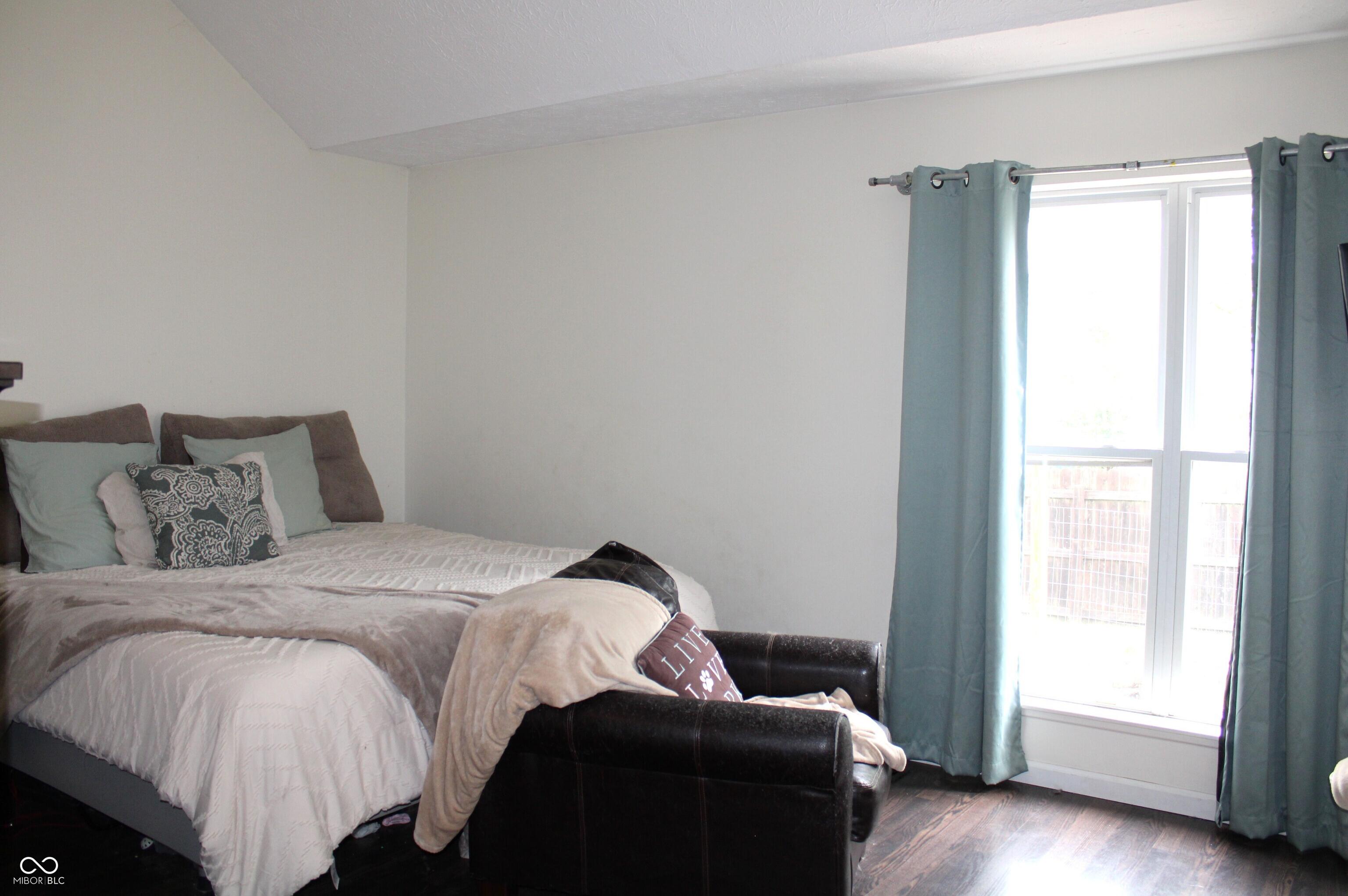 Photo #34