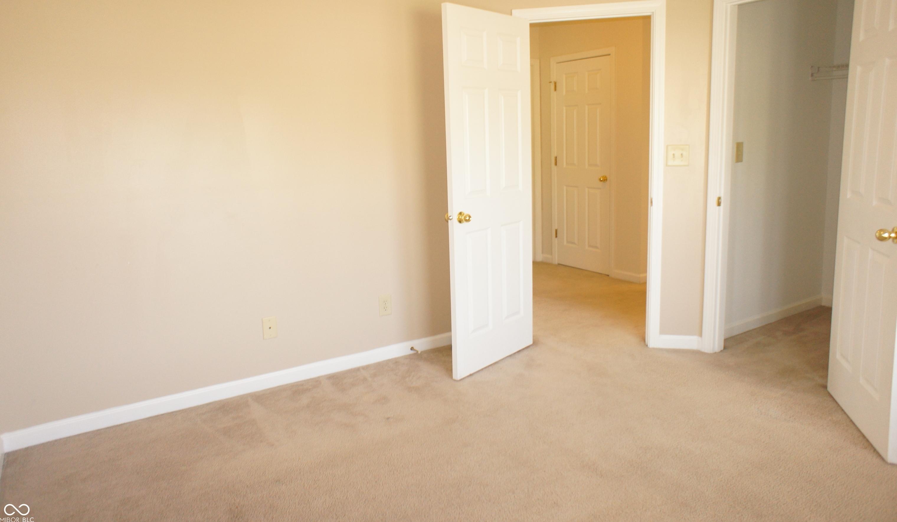 Photo #28