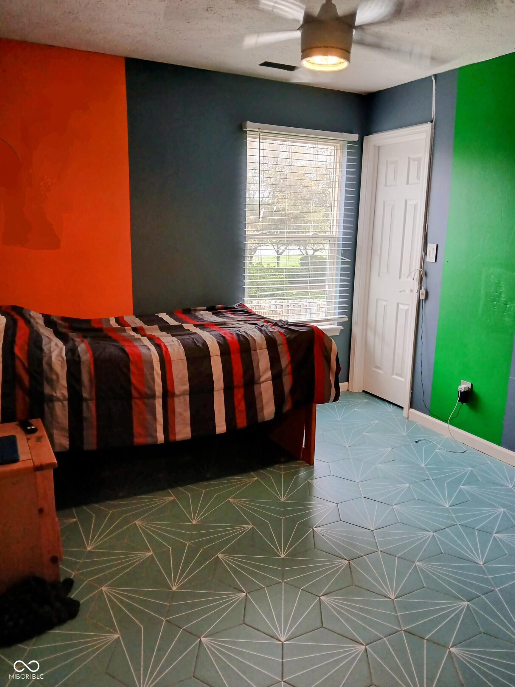 Photo #15