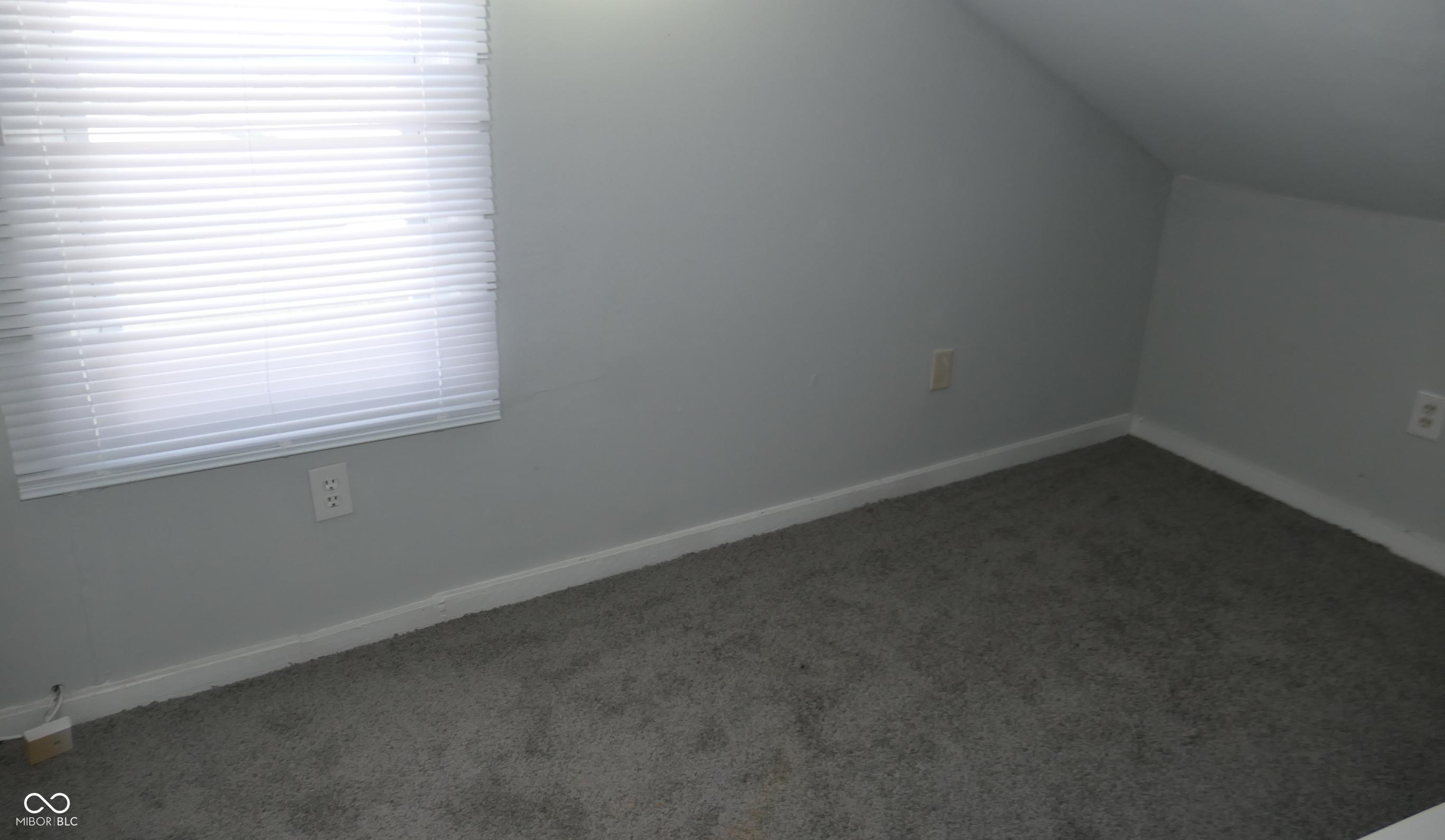 Photo #28