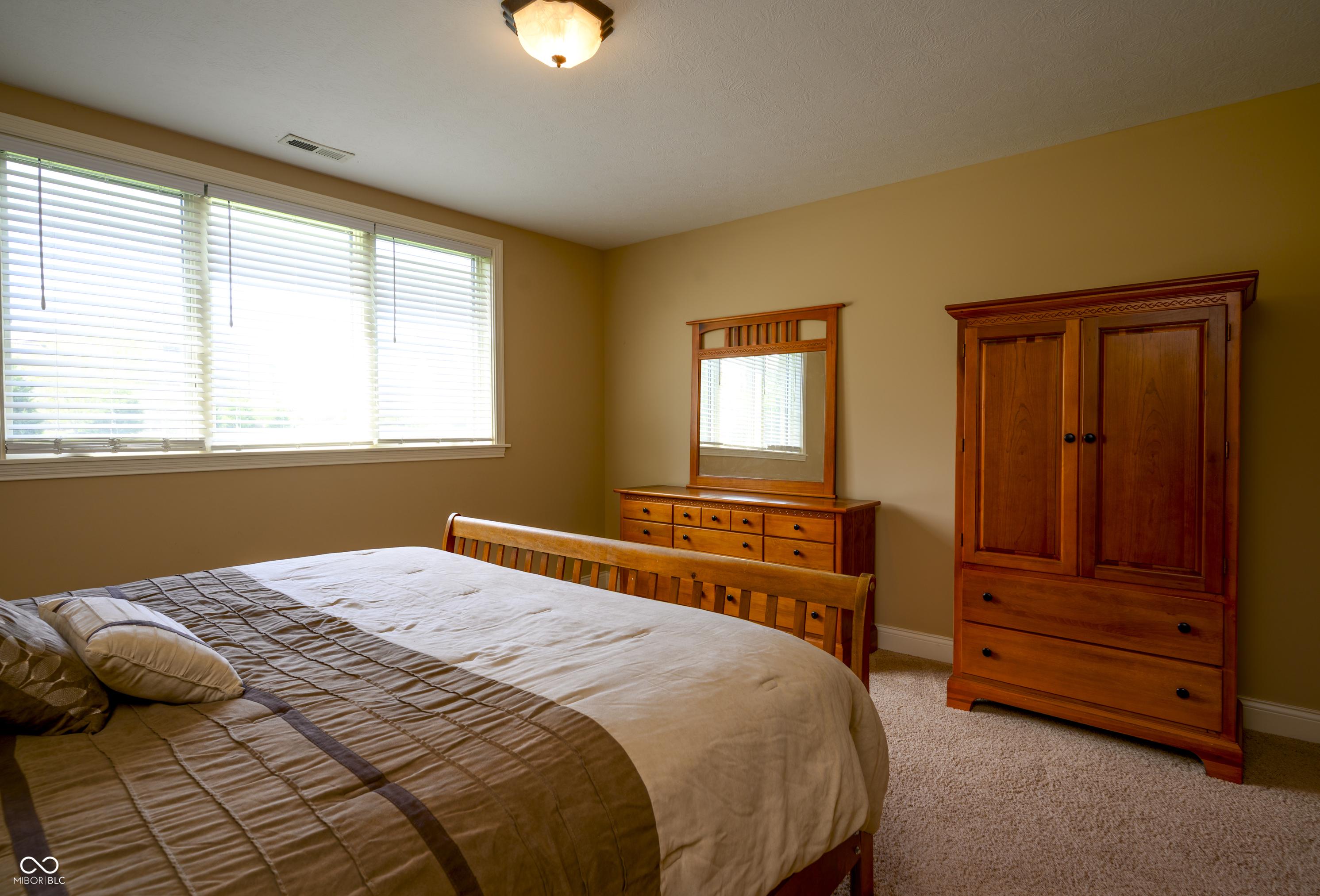 Photo #43