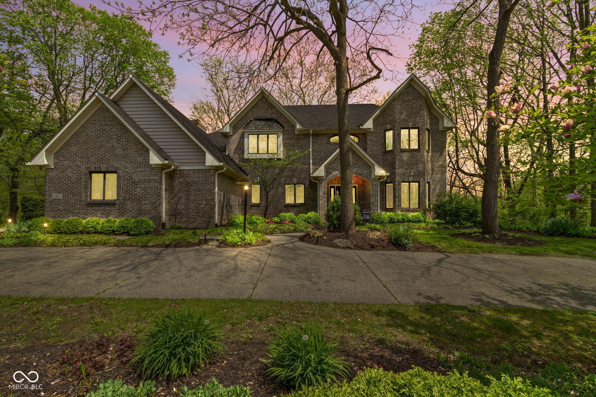 Photo one of 13 Ridgeline Dr Brownsburg IN 46112 | MLS 22035472