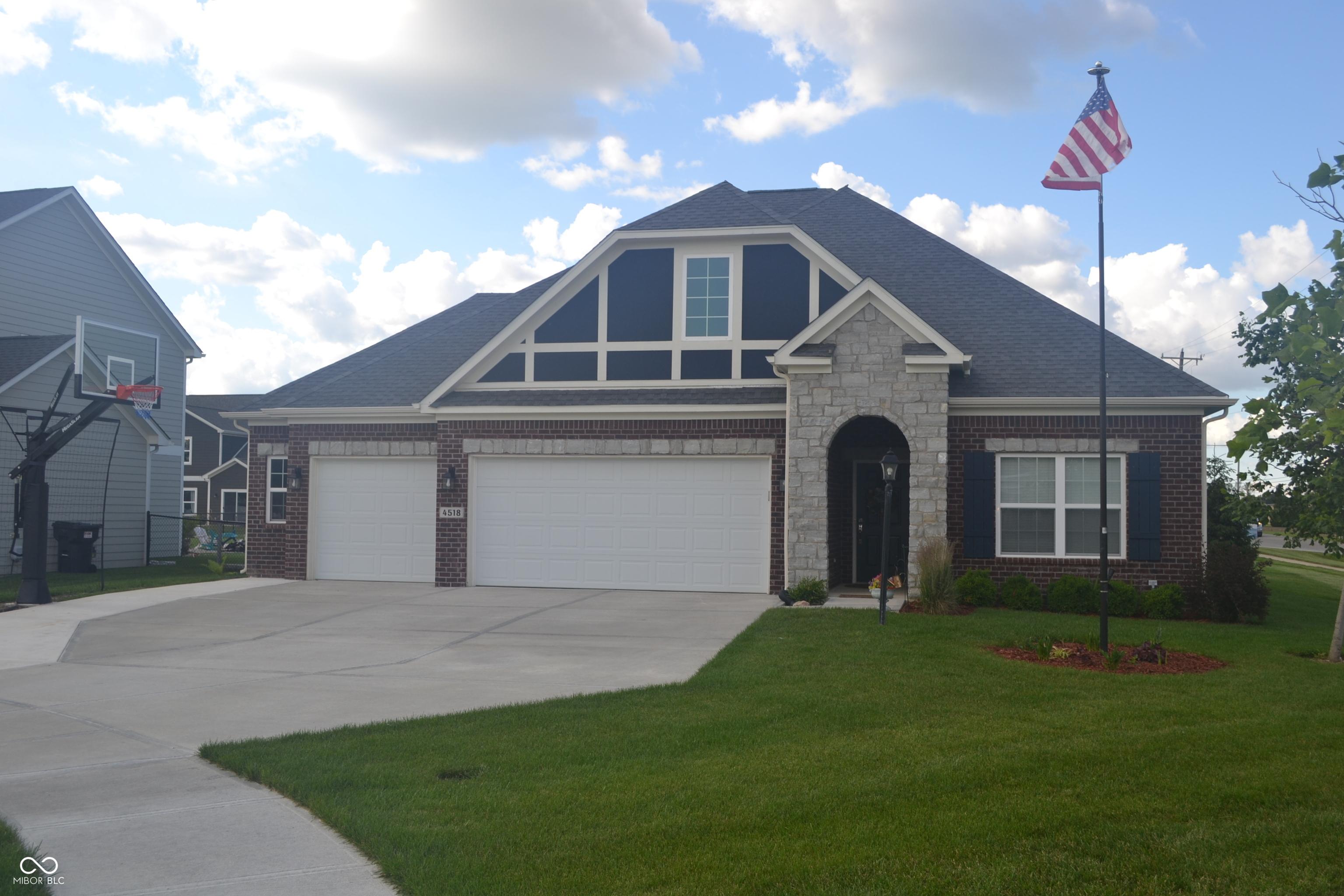 Photo one of 4518 W Meadows Ln New Palestine IN 46163 | MLS 22035498