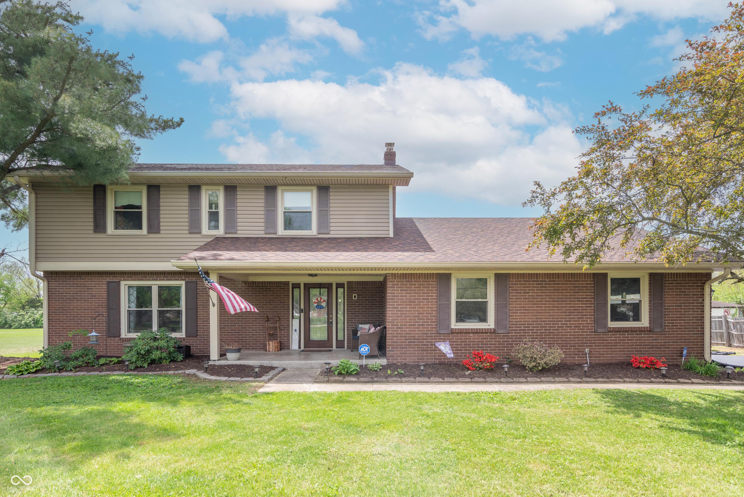 Photo one of 5901 W Thompson Rd Indianapolis IN 46221 | MLS 22035591