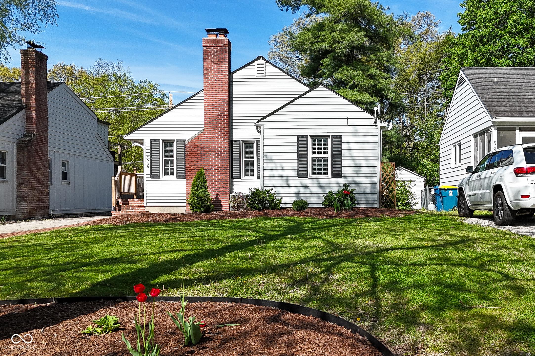 Photo one of 5938 Haverford Ave Indianapolis IN 46220 | MLS 22035672