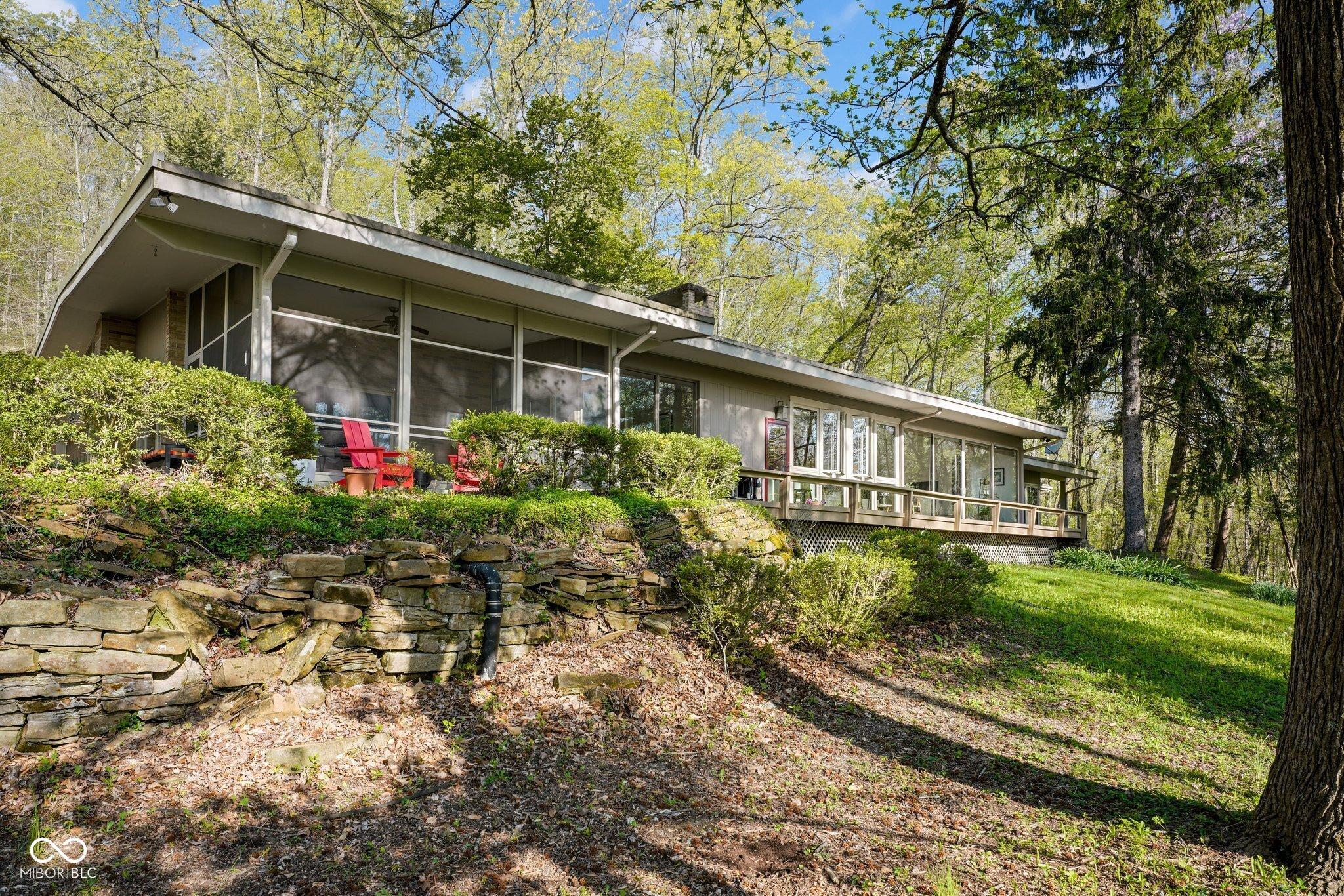 Photo one of 9806 Raintree N Dr Columbus IN 47201 | MLS 22035642