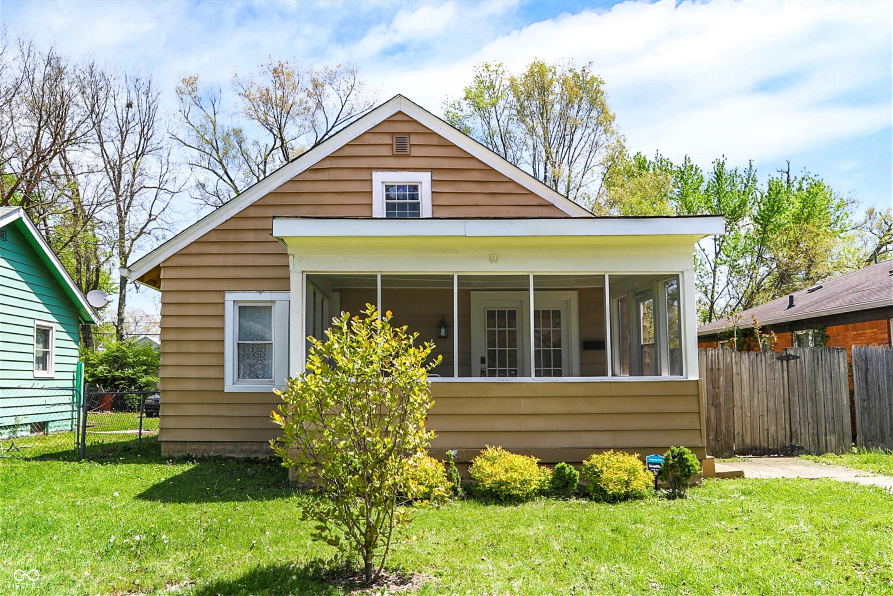Photo one of 4623 Evanston Ave Indianapolis IN 46205 | MLS 22035702