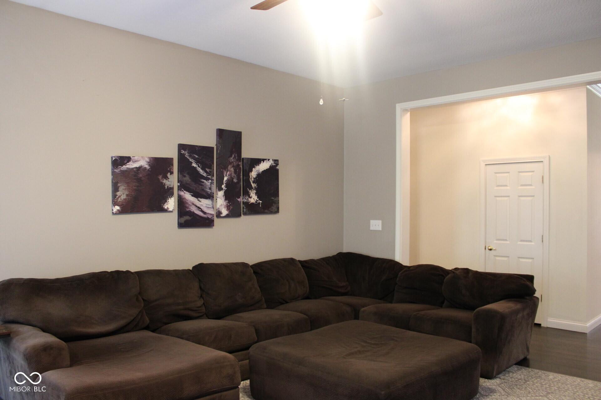 Photo #33