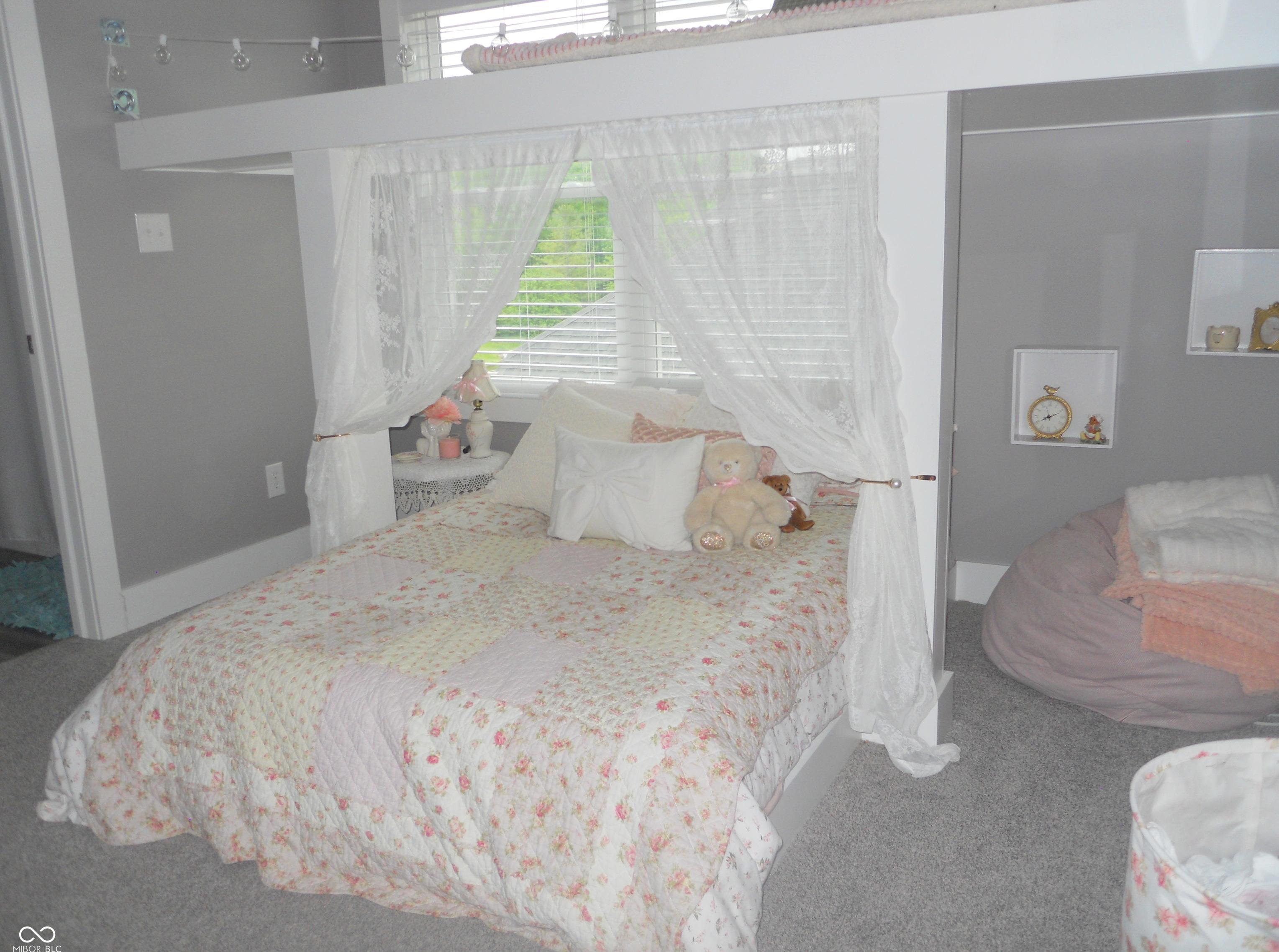Photo #16