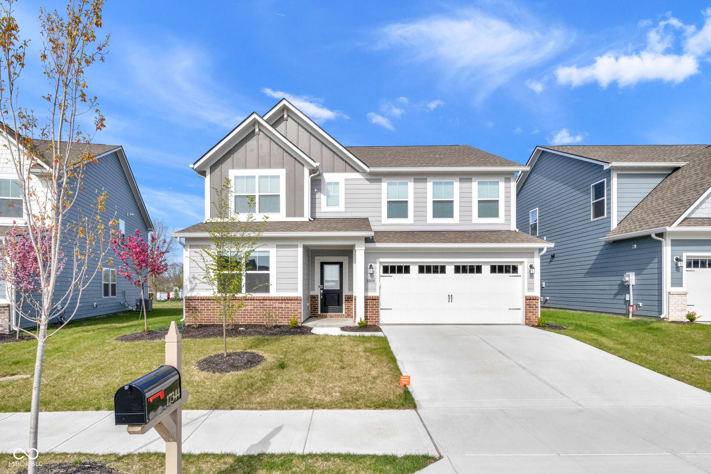 Photo one of 17344 Hanningfield Way Westfield IN 46074 | MLS 22036342