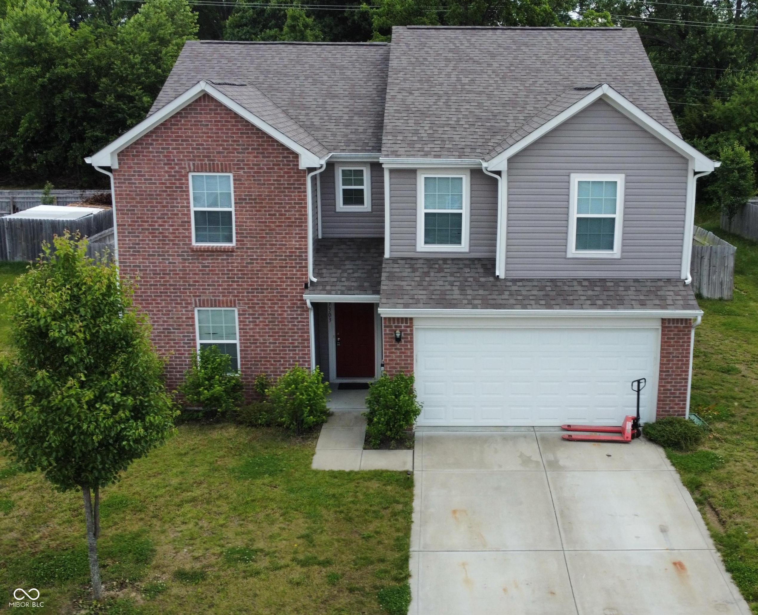 Photo one of 7303 Beal Ln Indianapolis IN 46217 | MLS 22036308