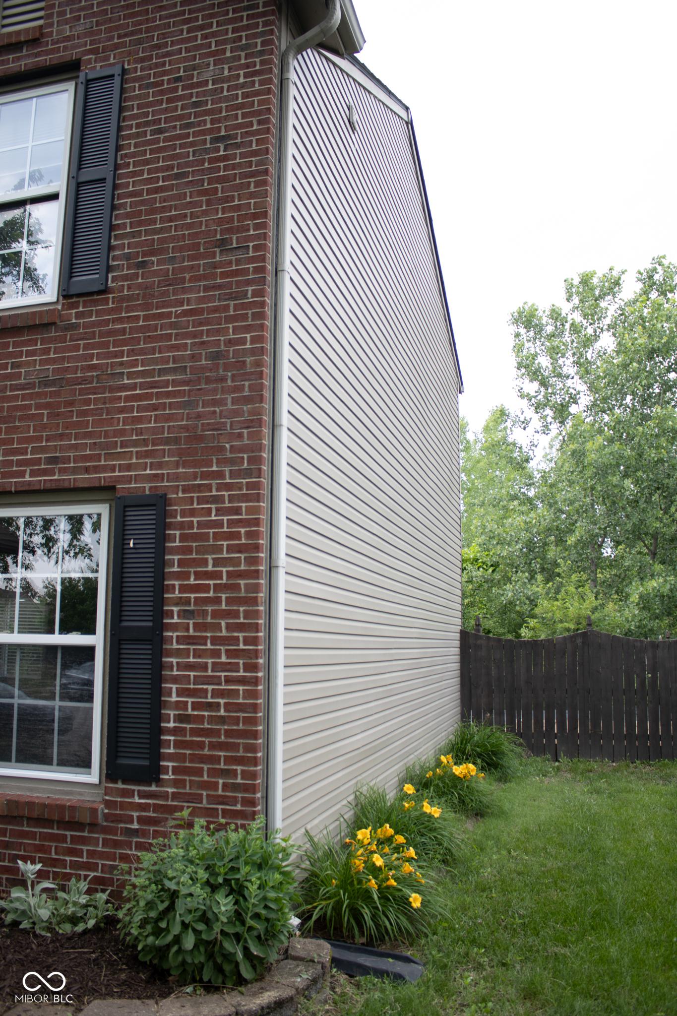Photo #2