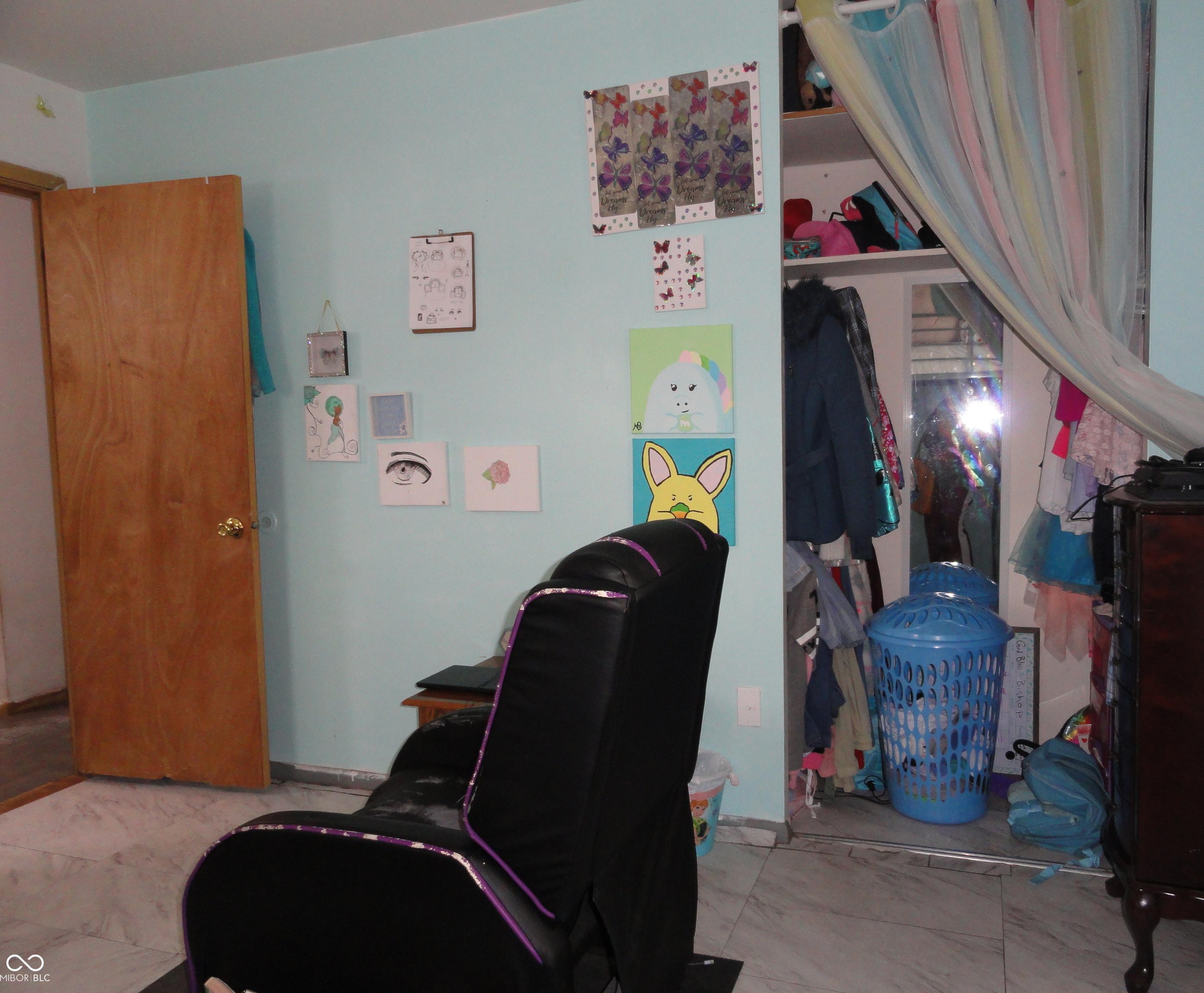Photo #17