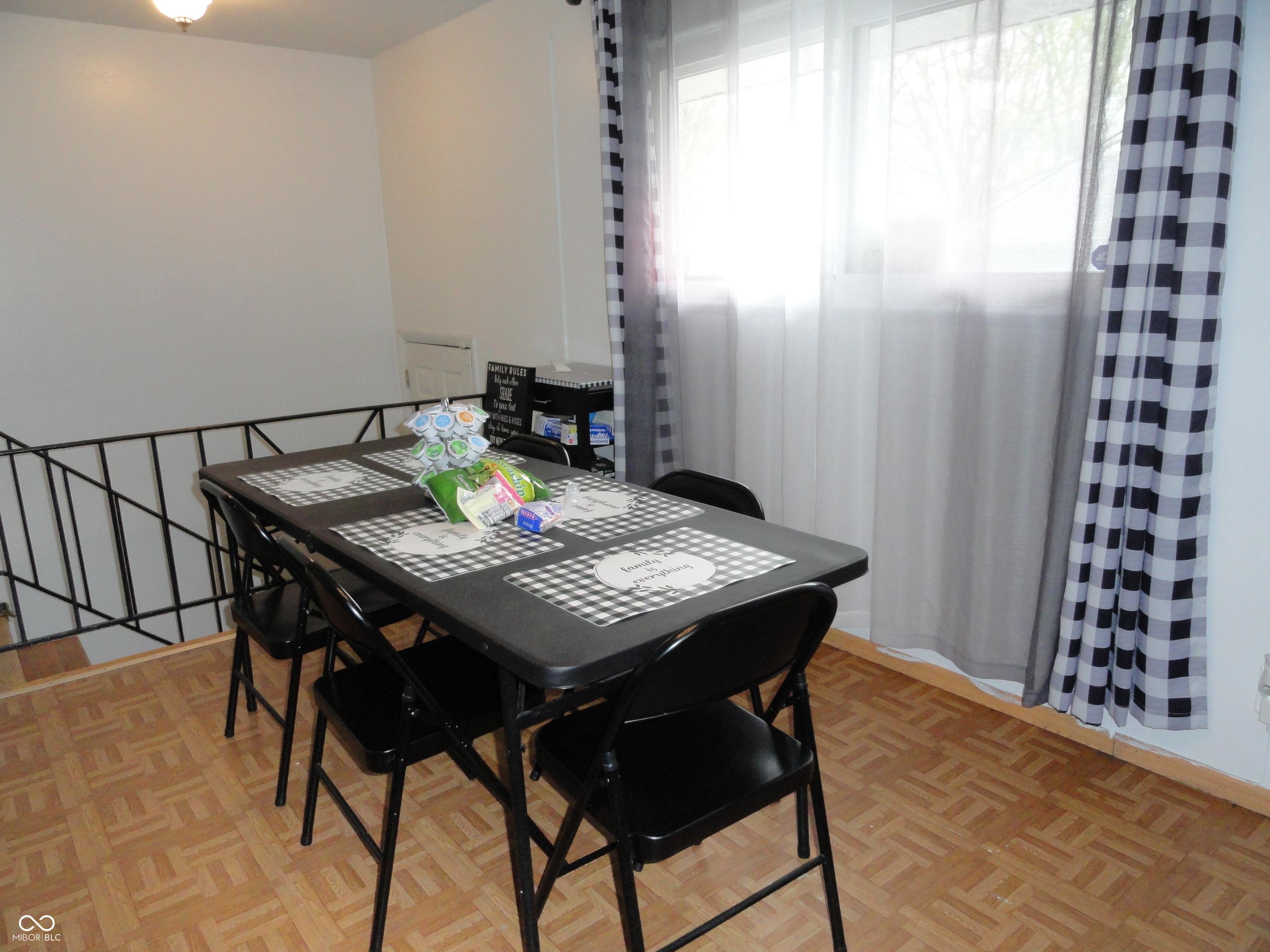 Photo #11
