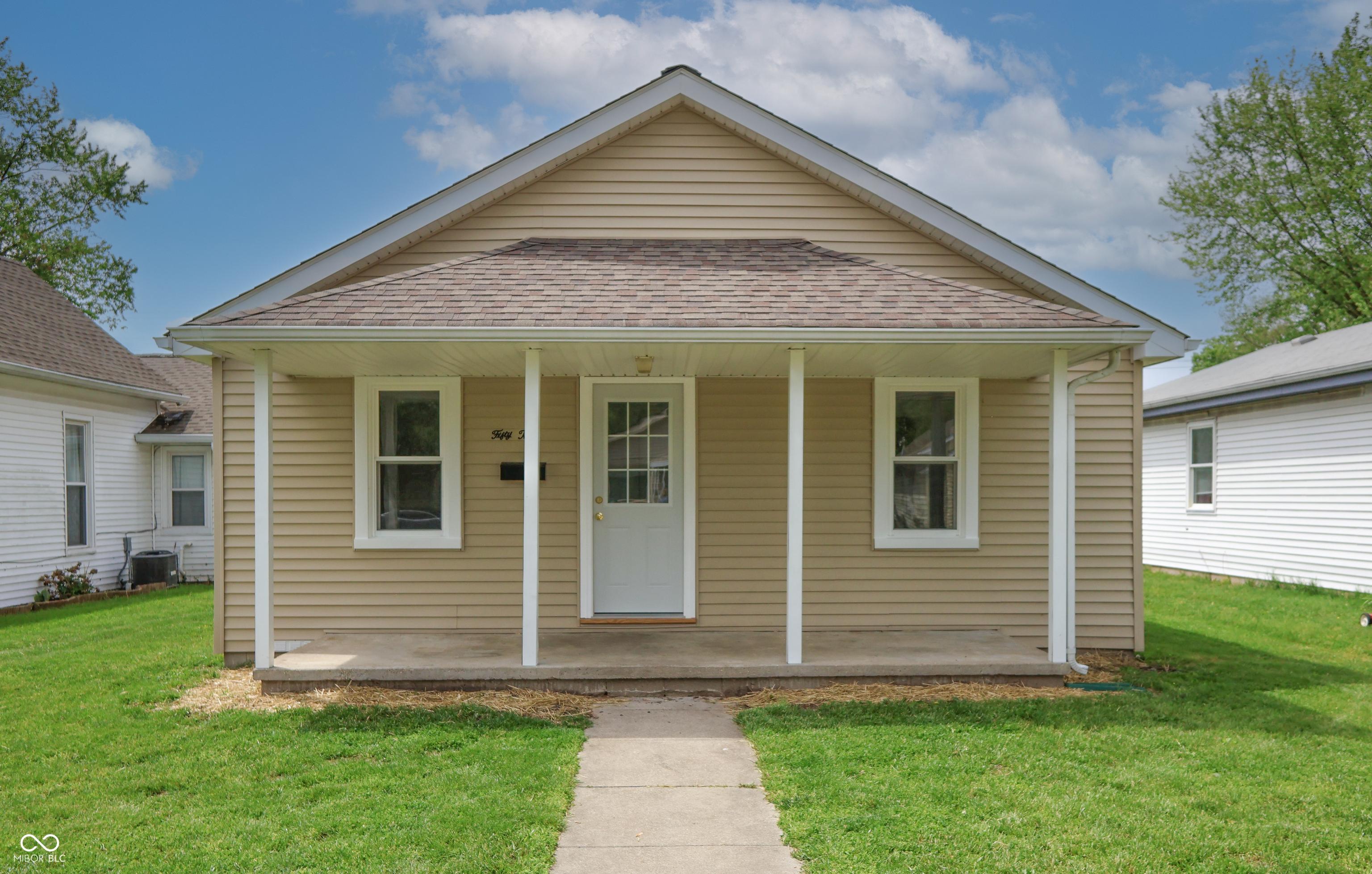Photo one of 52 N Ross St Columbus IN 47201 | MLS 22036473