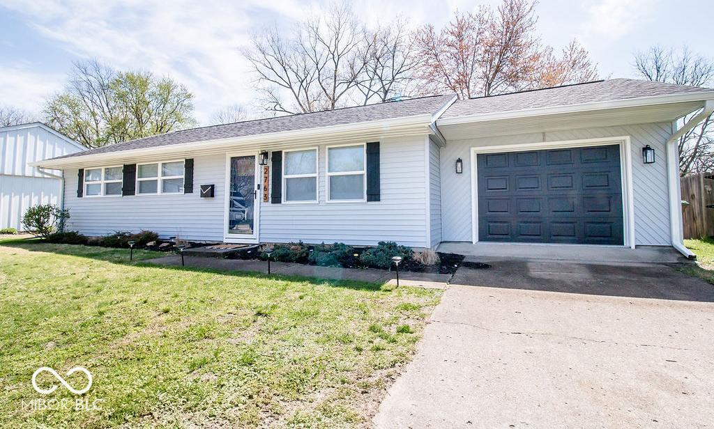 Photo one of 2763 Streamside Dr Columbus IN 47203 | MLS 22036502