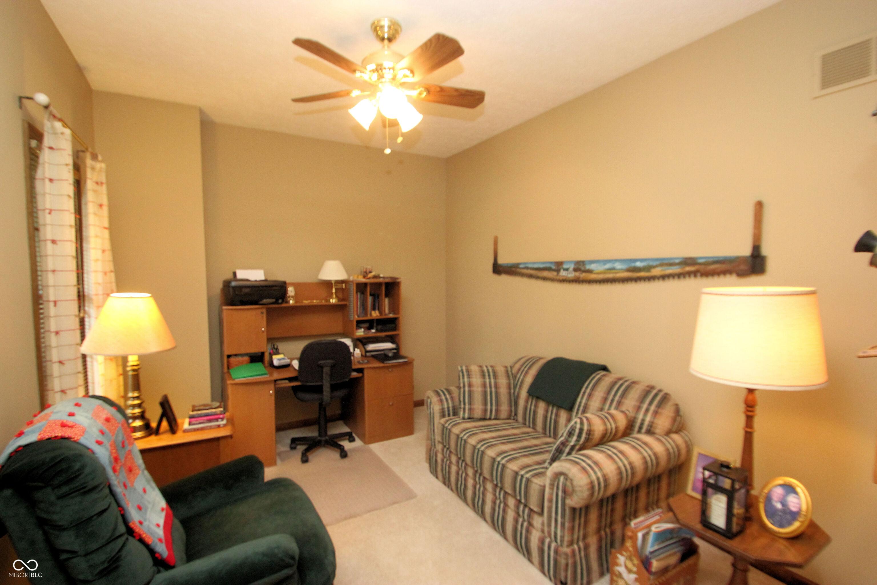 Photo #32