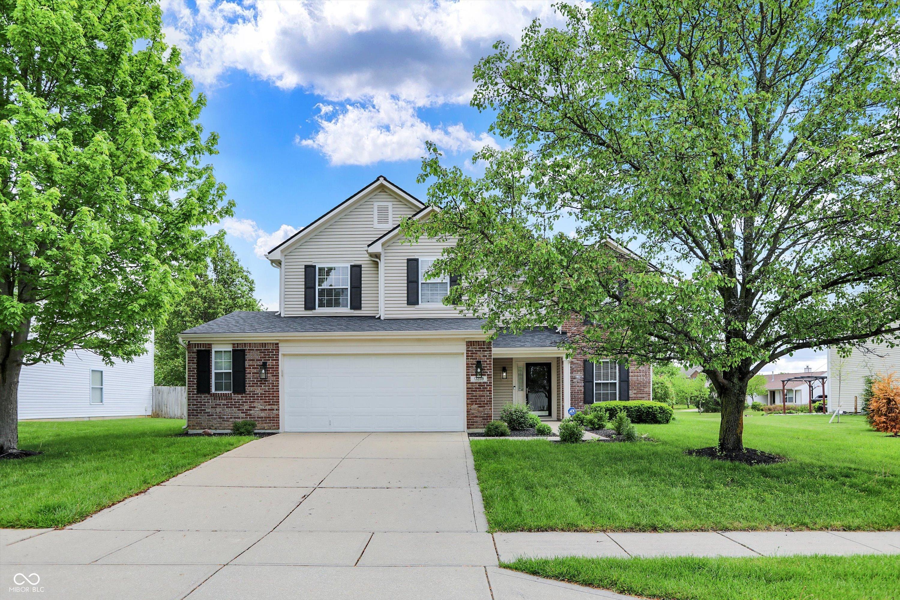 Photo one of 13209 Westwood Ln Fishers IN 46038 | MLS 22036905