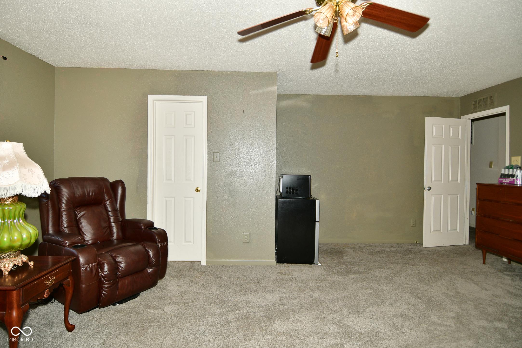 Photo #28