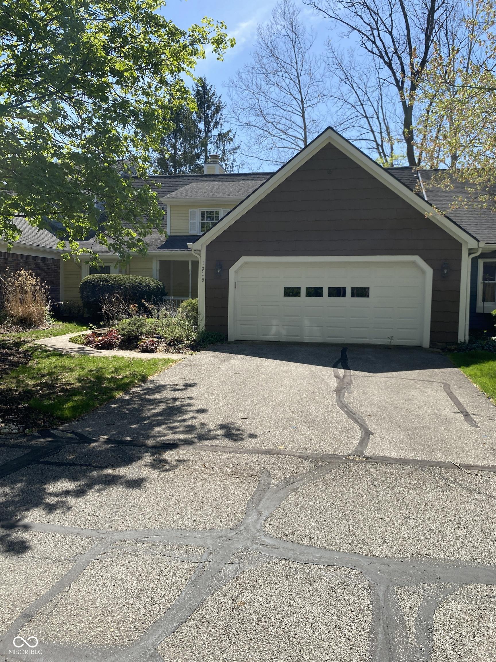 Photo one of 1915 Seaport Dr Indianapolis IN 46240 | MLS 22037180