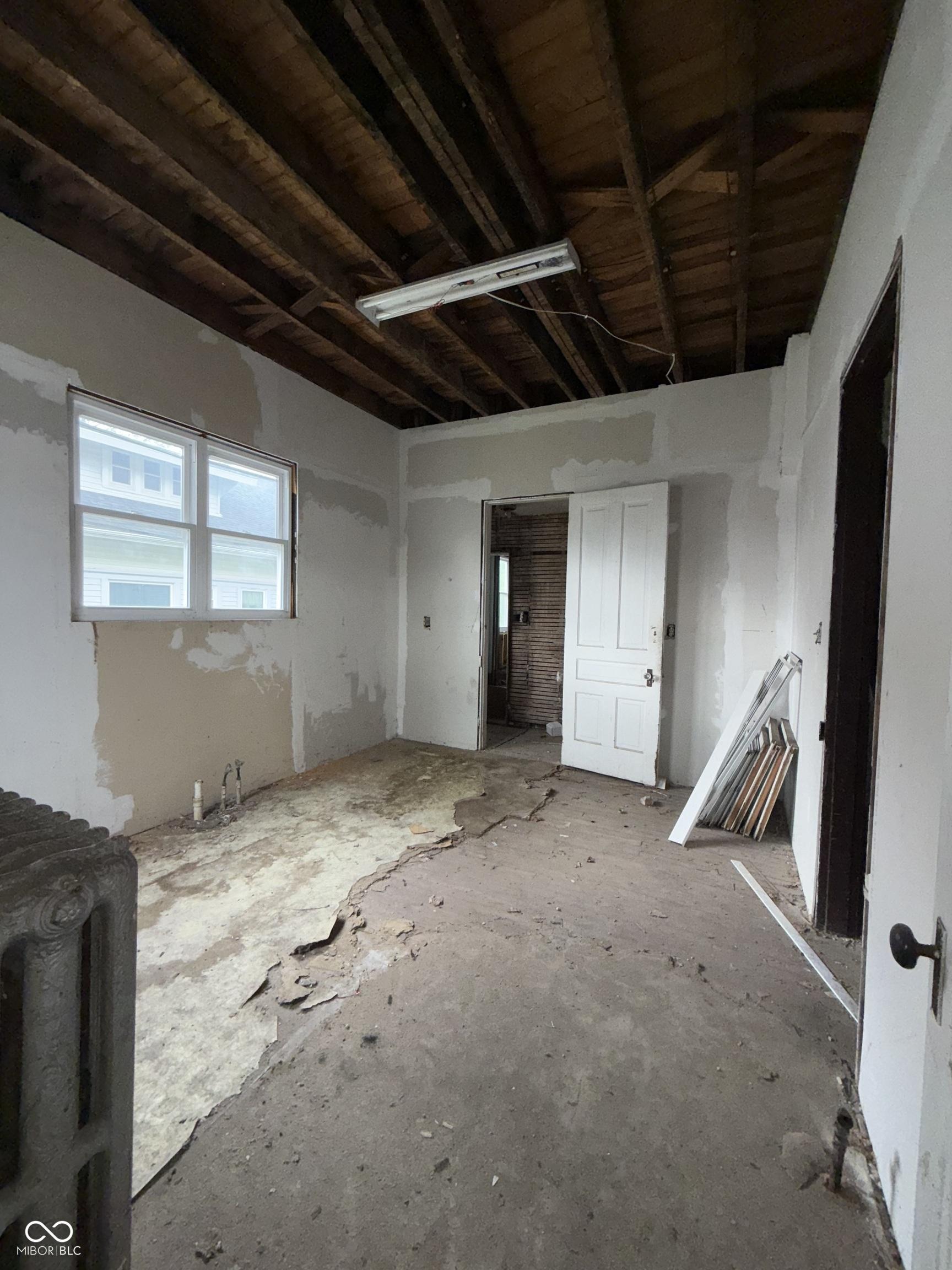 Photo #24
