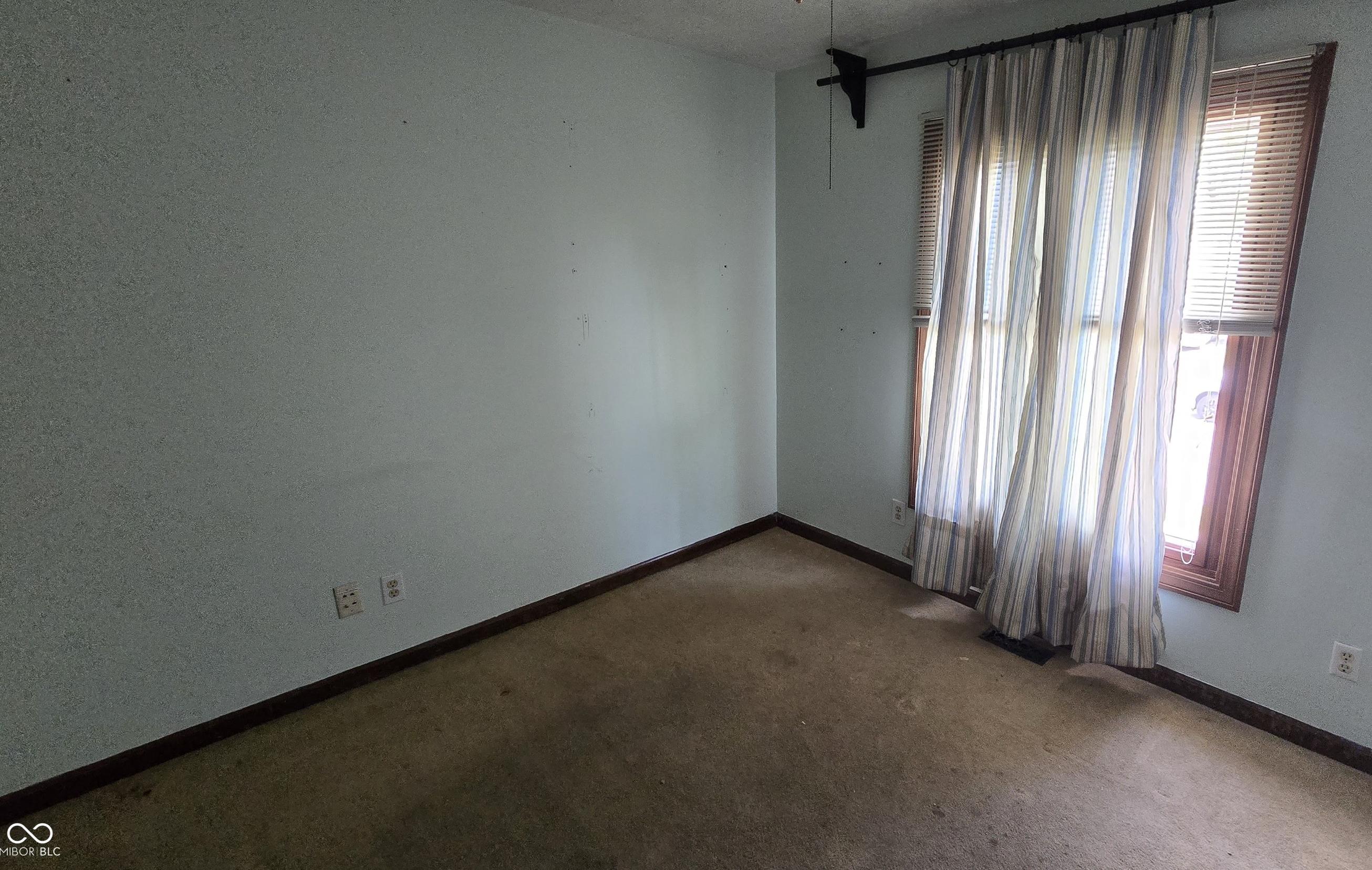 Photo #48