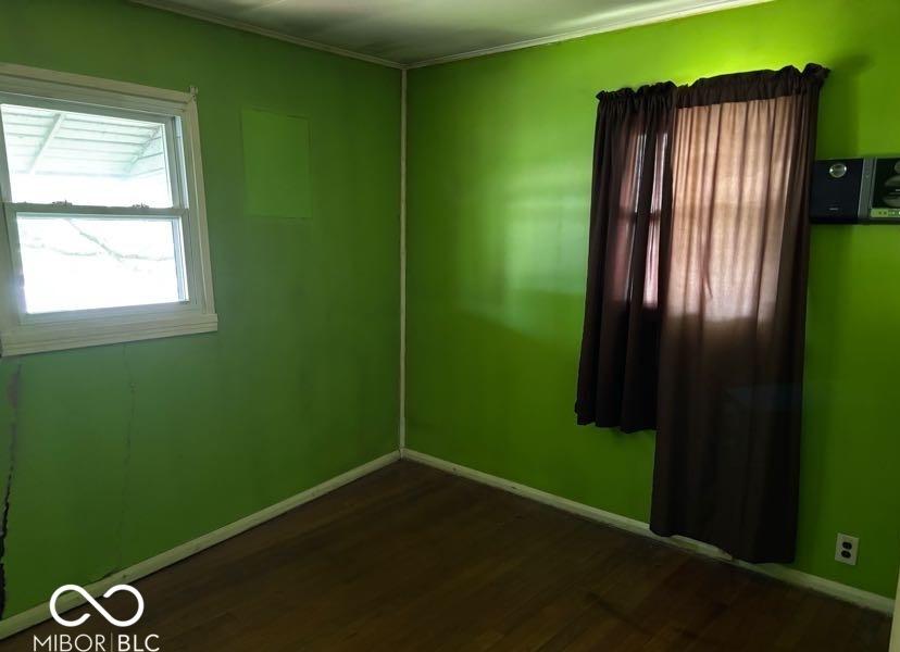 Photo #6