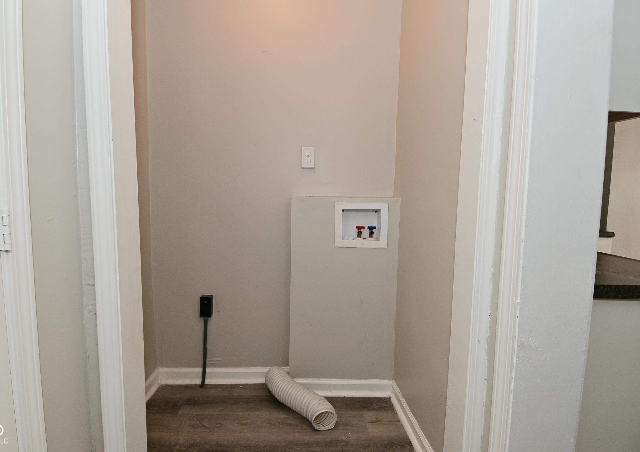 Photo #11