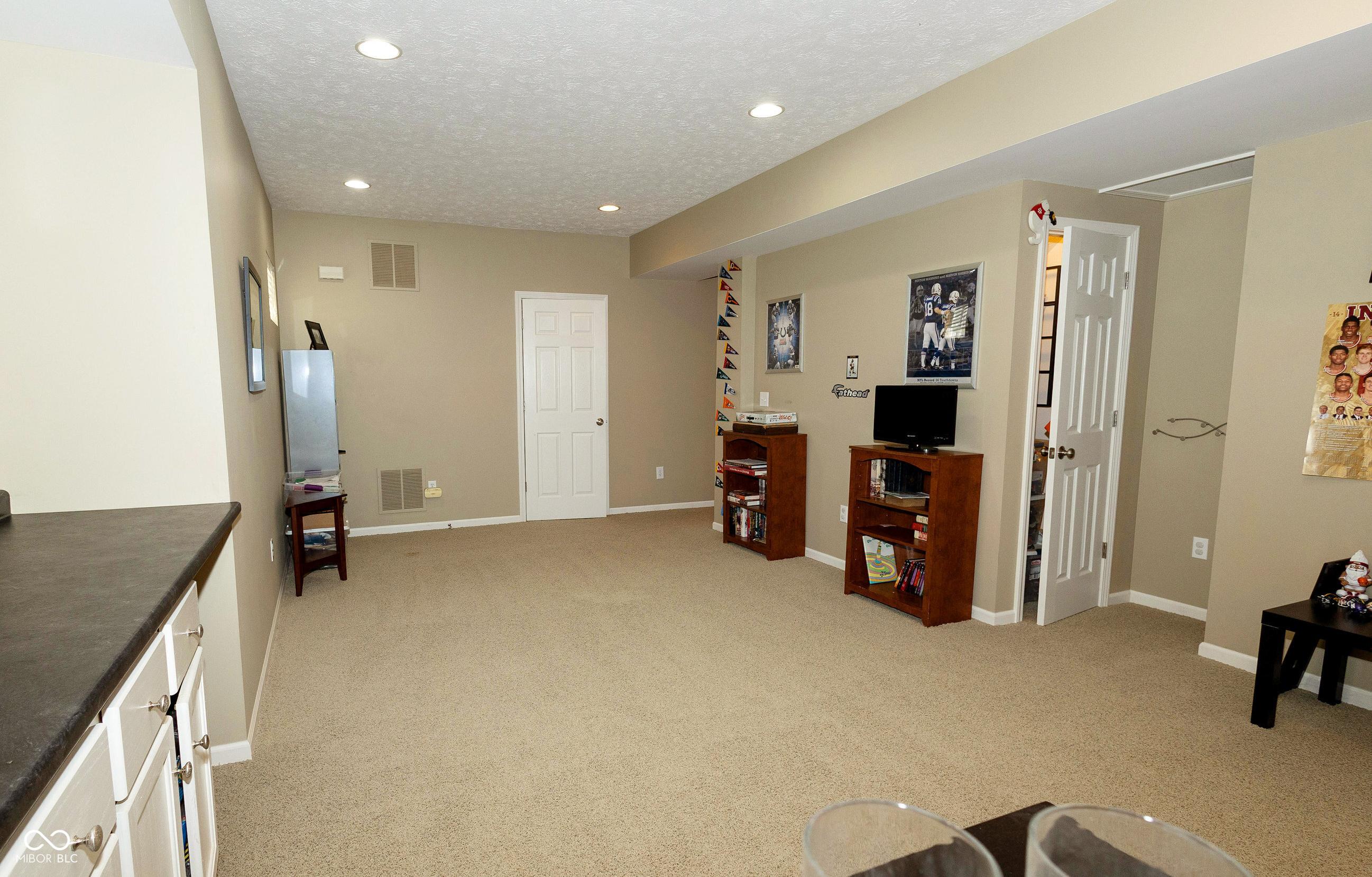 Photo #23