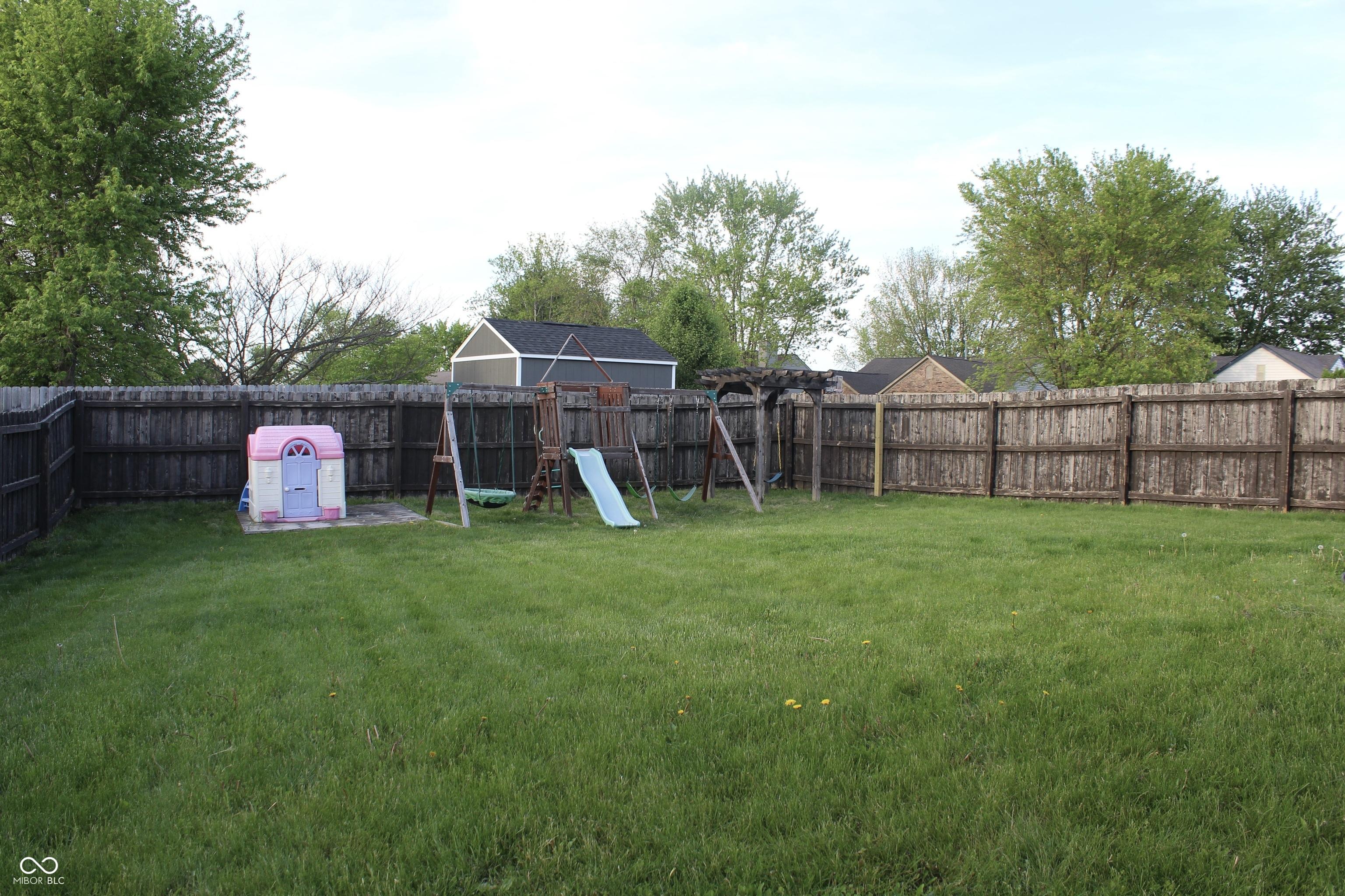 Photo #33