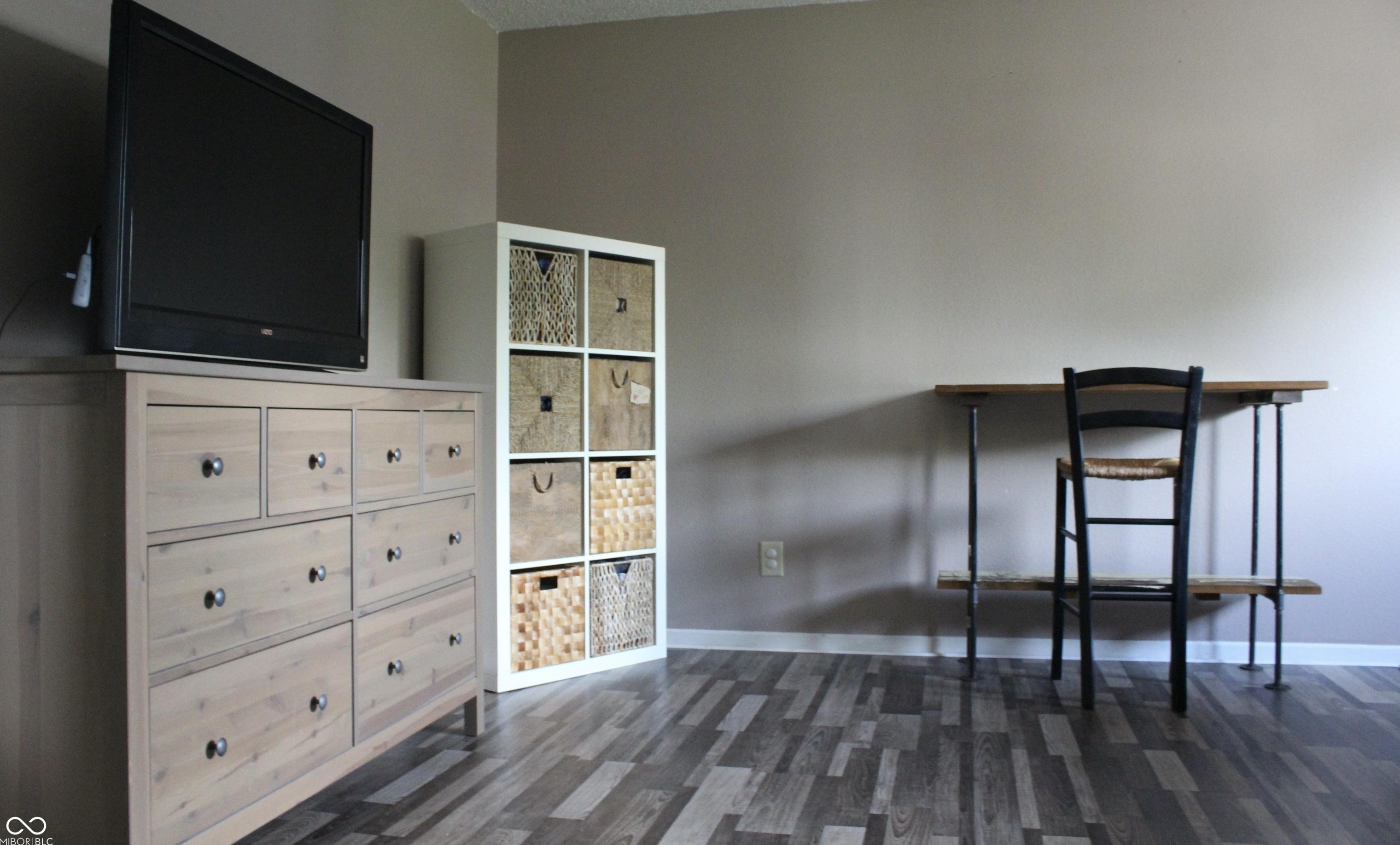 Photo #27