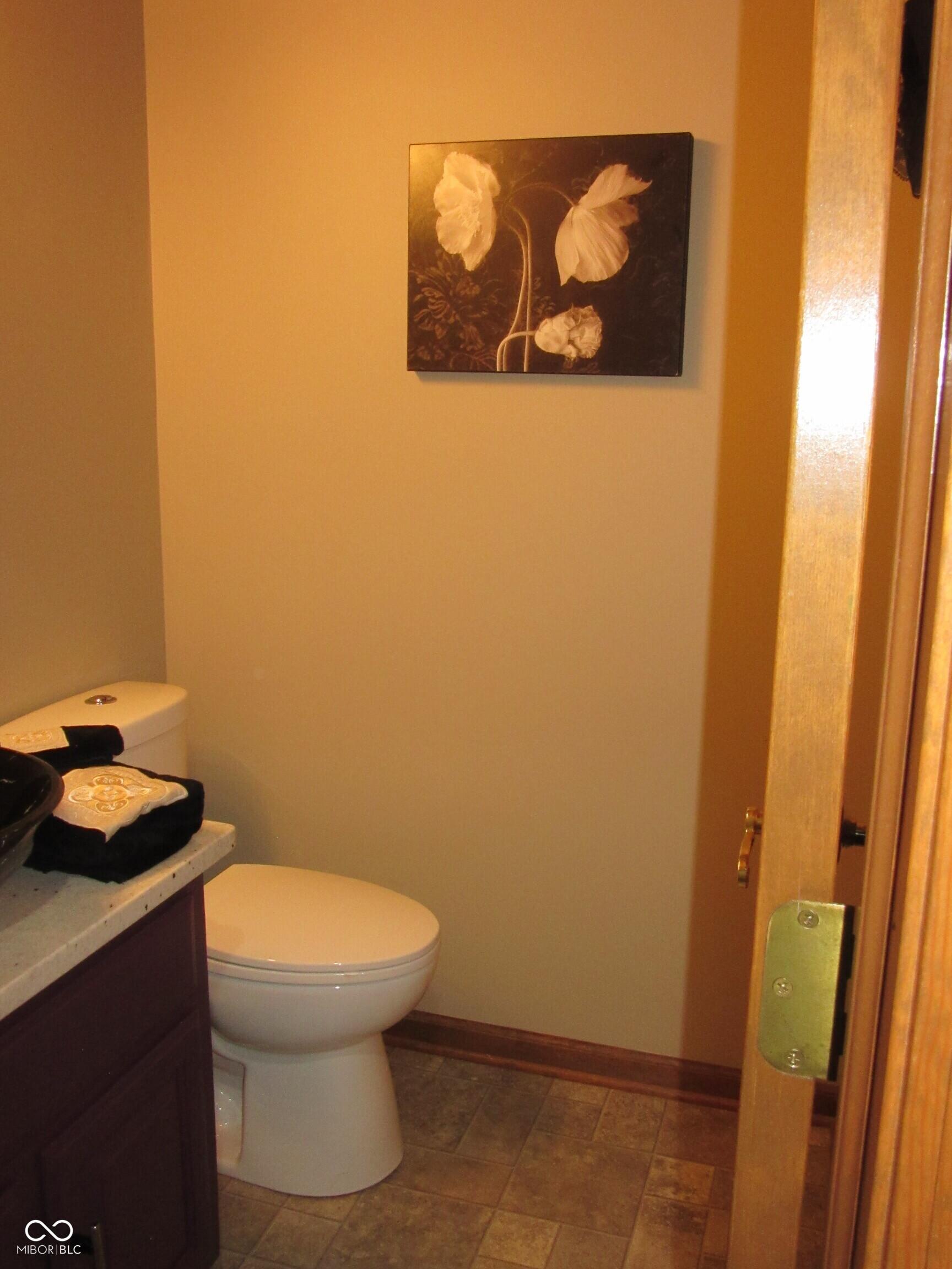 Photo #33